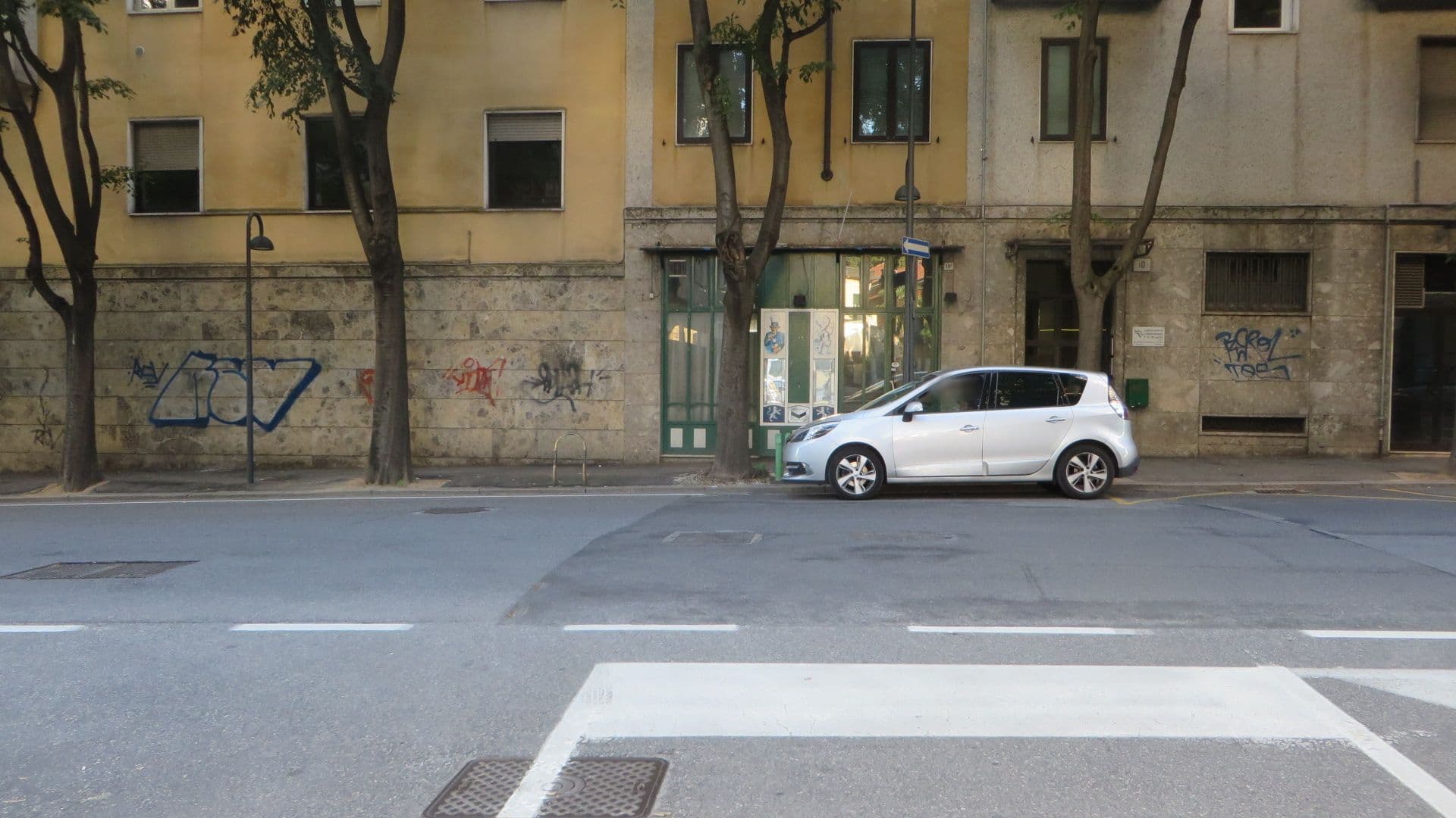 Street view near La Leonessa Casa Vacanze, Brescia — © lary_fede (CC BY-SA · Mapillary)