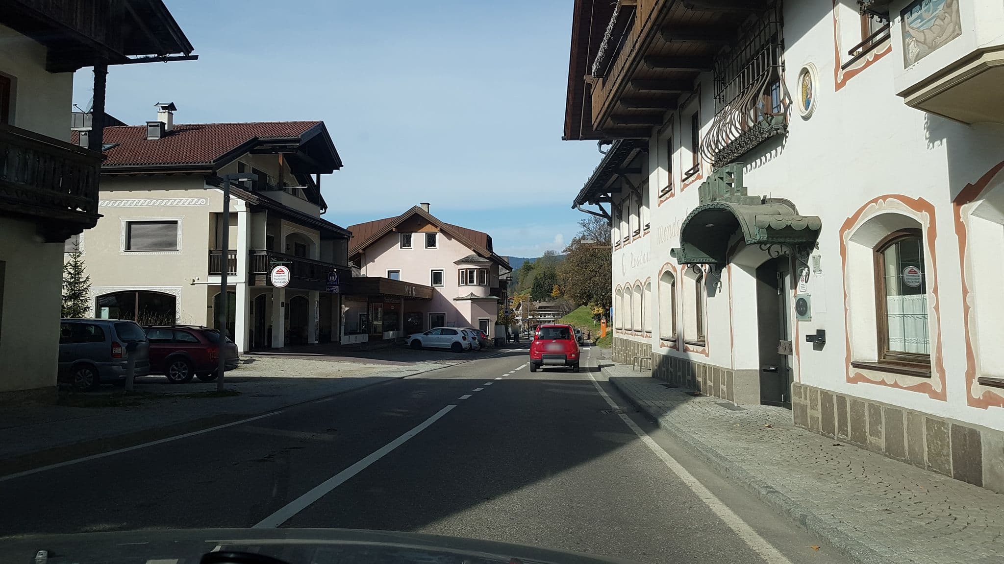 Street view near Hotel Mondschein, San Candido — © igorzo (CC BY-SA · Mapillary)