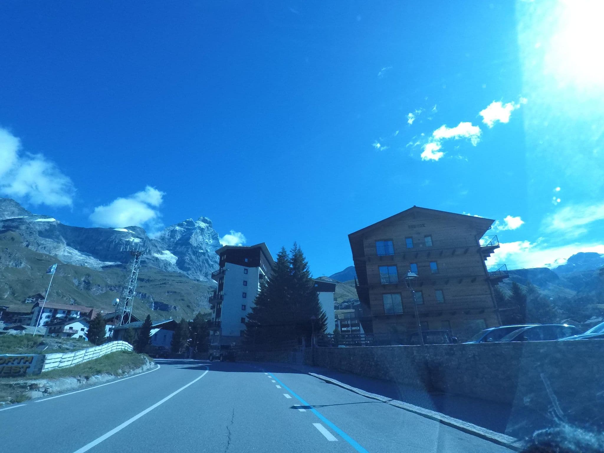 Street view near Red Fox, Valtournenche — © bcostacurta (CC BY-SA · Mapillary)