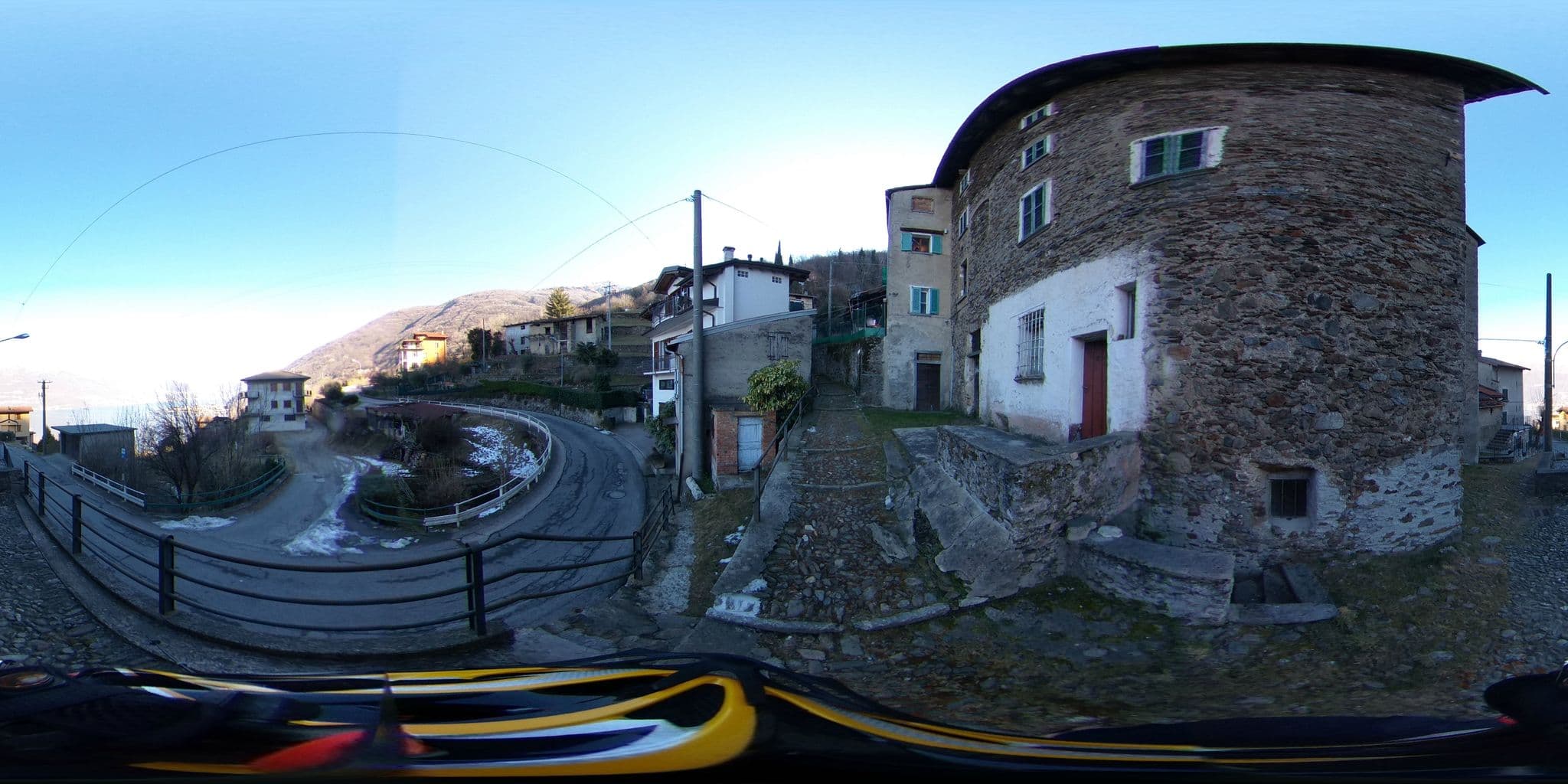 Street view near Casa del Viandante, Bellano — © kaitu (CC BY-SA · Mapillary)