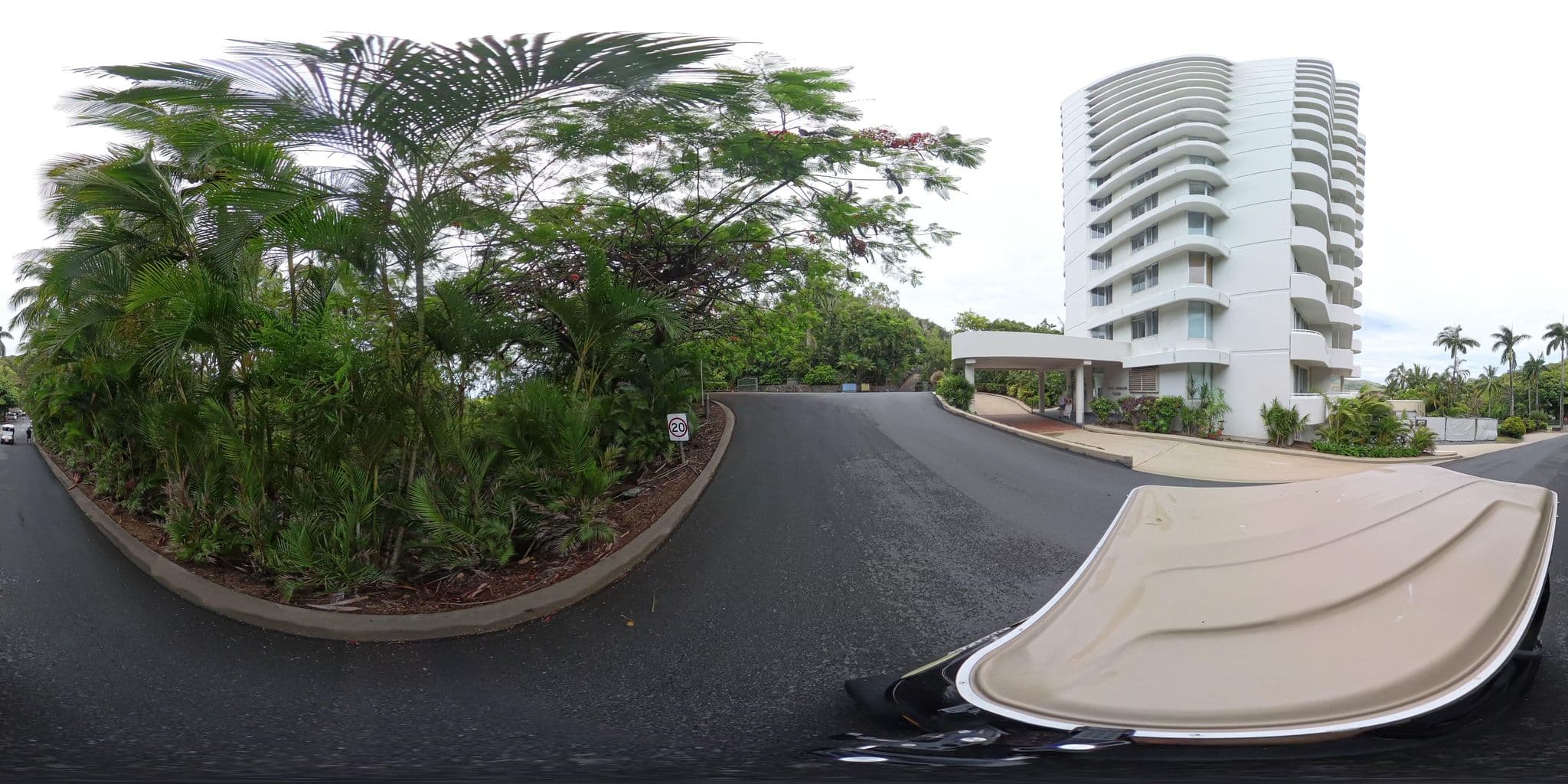 Street view near Yacht Harbour Tower, Jubilee Pocket — © HIPA (CC BY-SA · Mapillary)