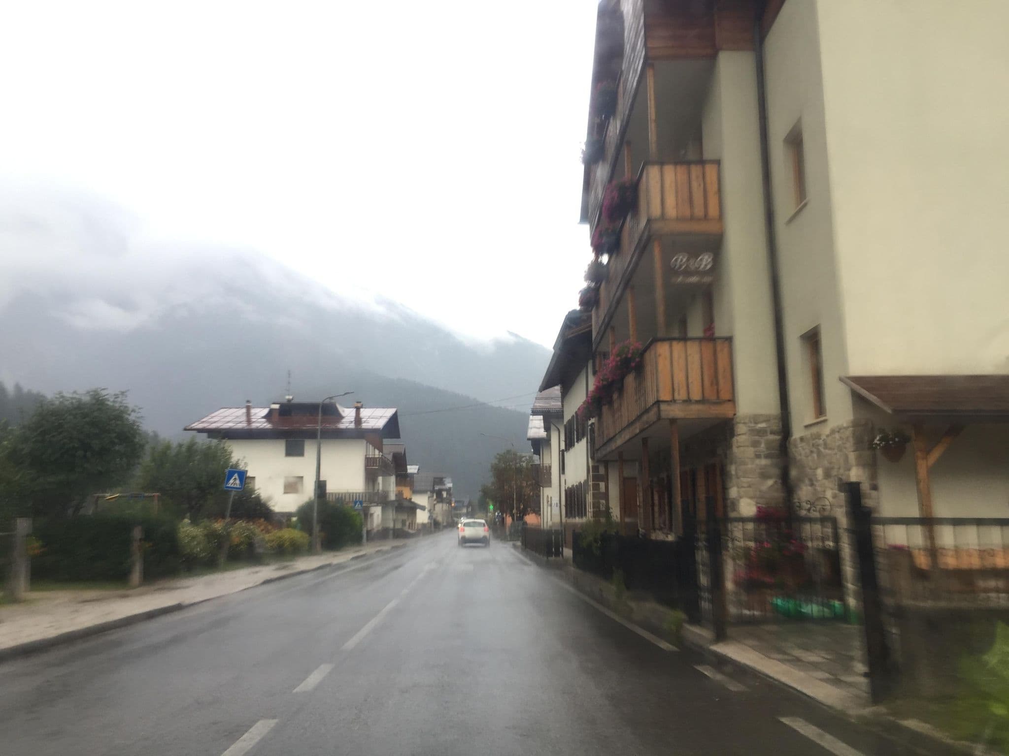 Street view near A Ceda Toa B&B, Santo Stefano di Cadore — © igorzo (CC BY-SA · Mapillary)