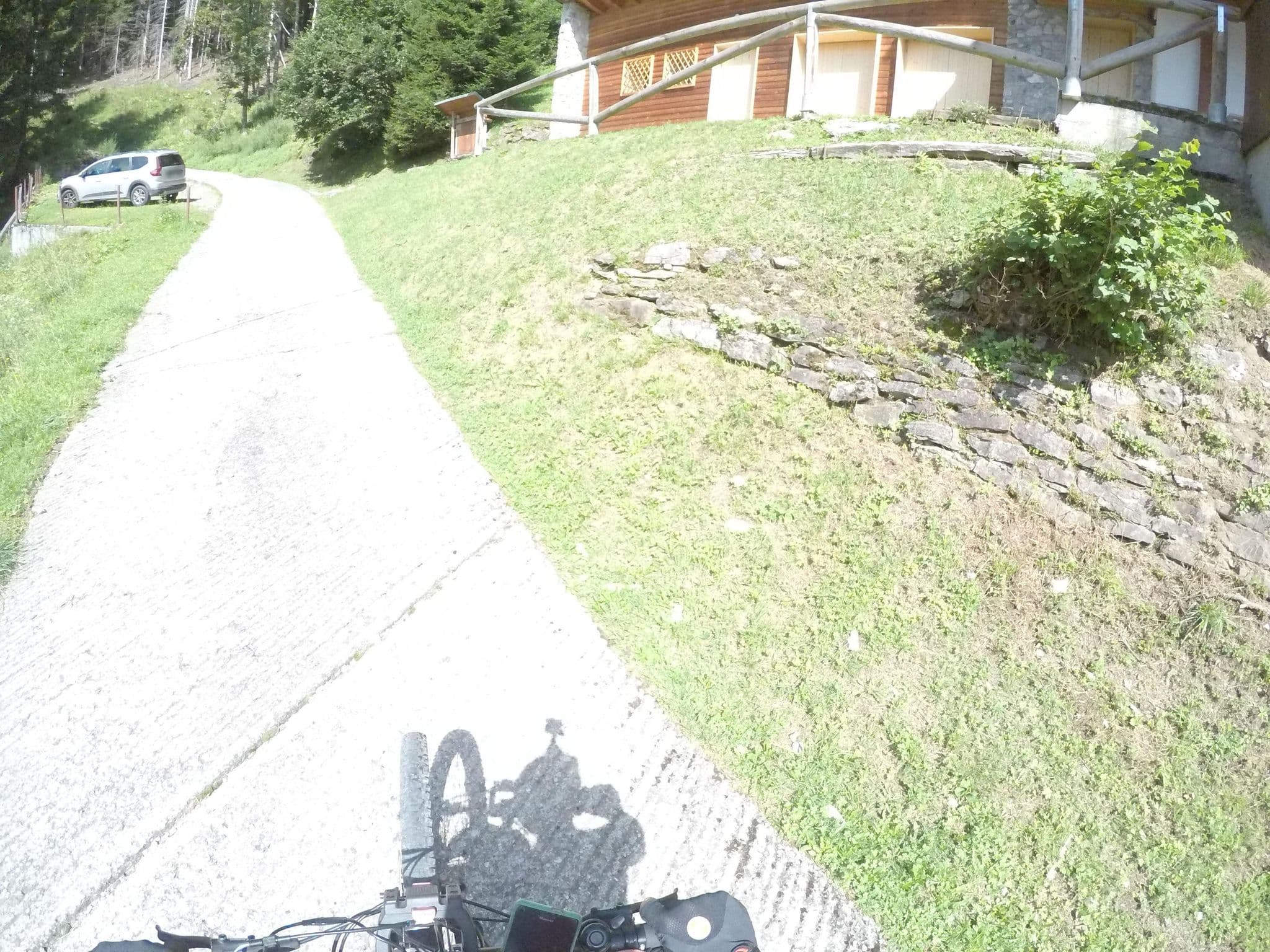 Street view near Rifugio monte Talm, Prato Carnico — © borgofum (CC BY-SA · Mapillary)