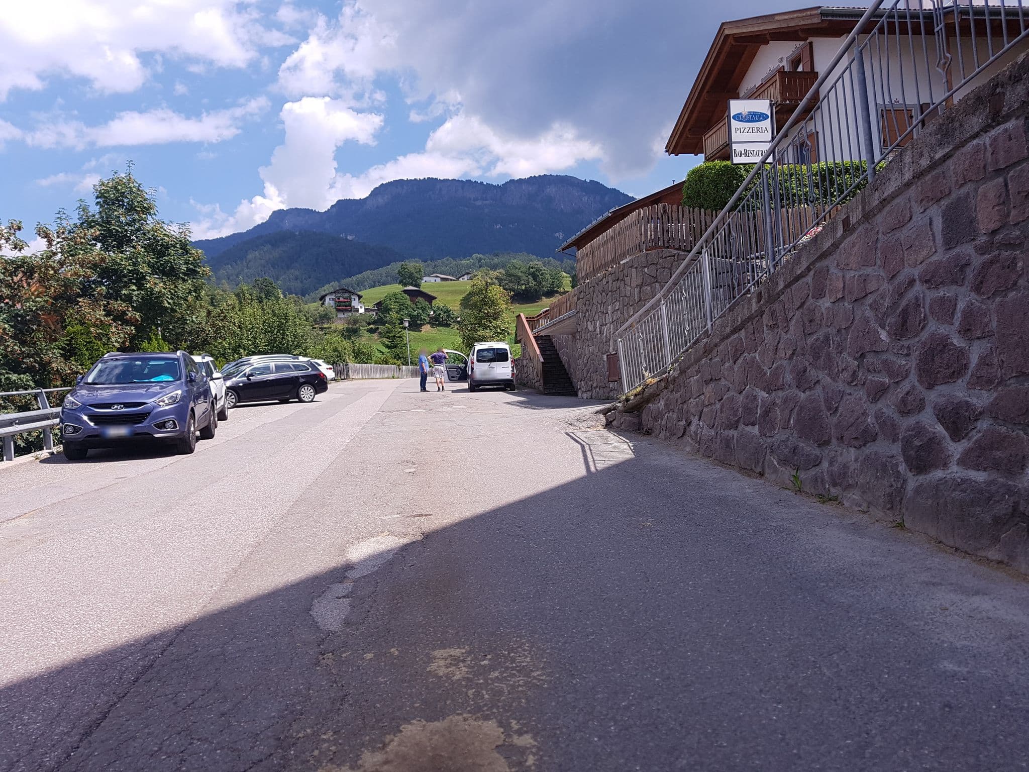Street view near Hotel Cristallo, Castelrotto — © houtari (CC BY-SA · Mapillary)