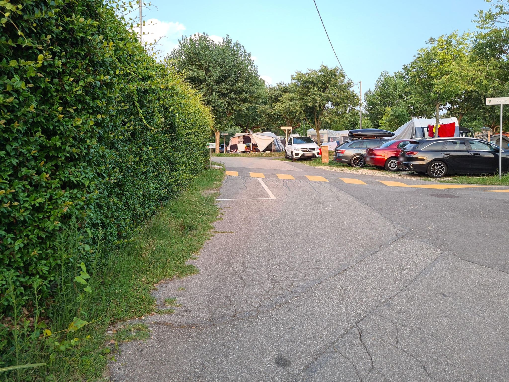 Street view near Camping La Quercia, Lazise — © alexander2010 (CC BY-SA · Mapillary)