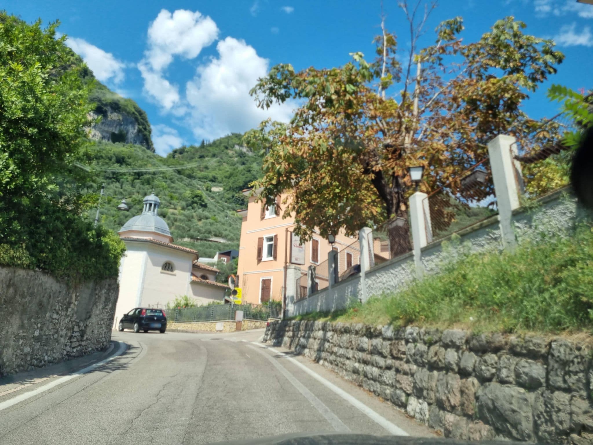 Street view near Albergo Varone, Riva del Garda