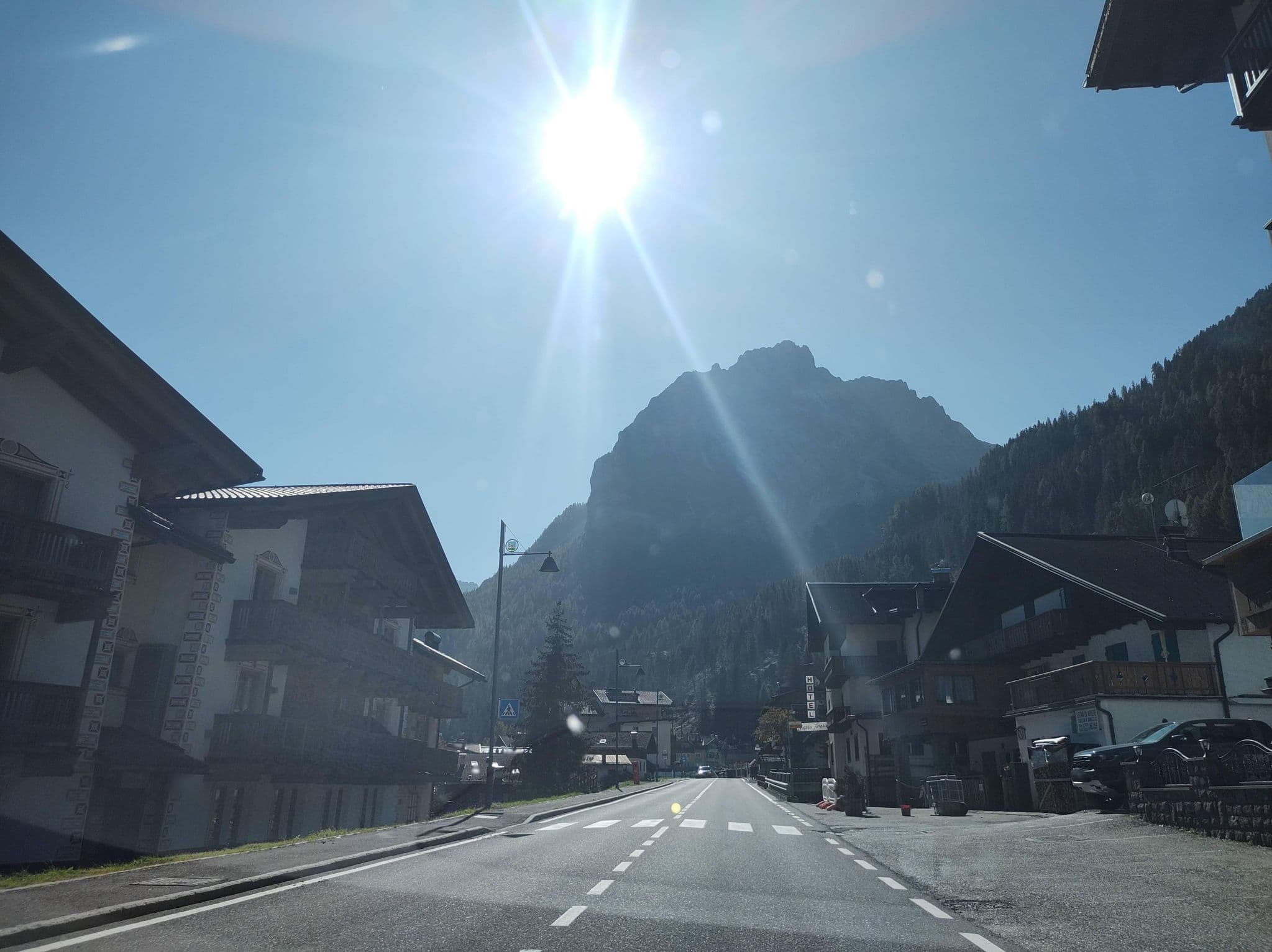 Street view near Cesa Rotic di Dantone Maria C. (S. N. C.), Canazei
