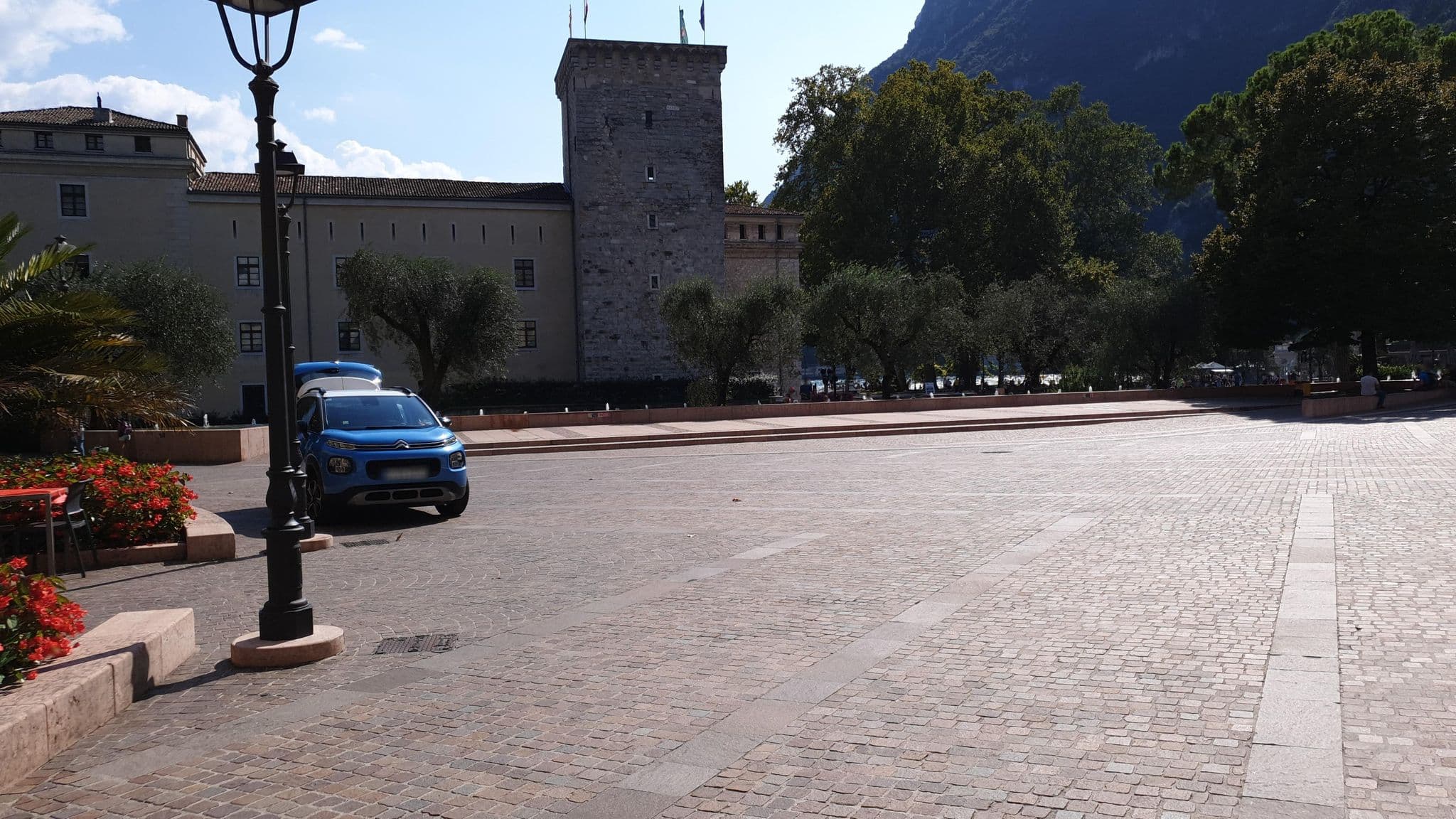 Street view near Giardino Verdi, Riva del Garda