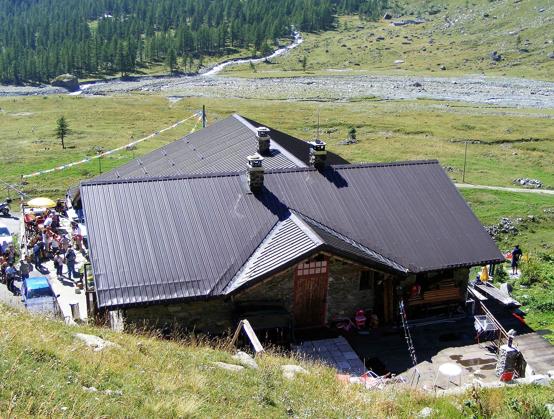 Rifugio Città di Ciriè (via Wikimedia Commons, CC BY-SA 3.0)