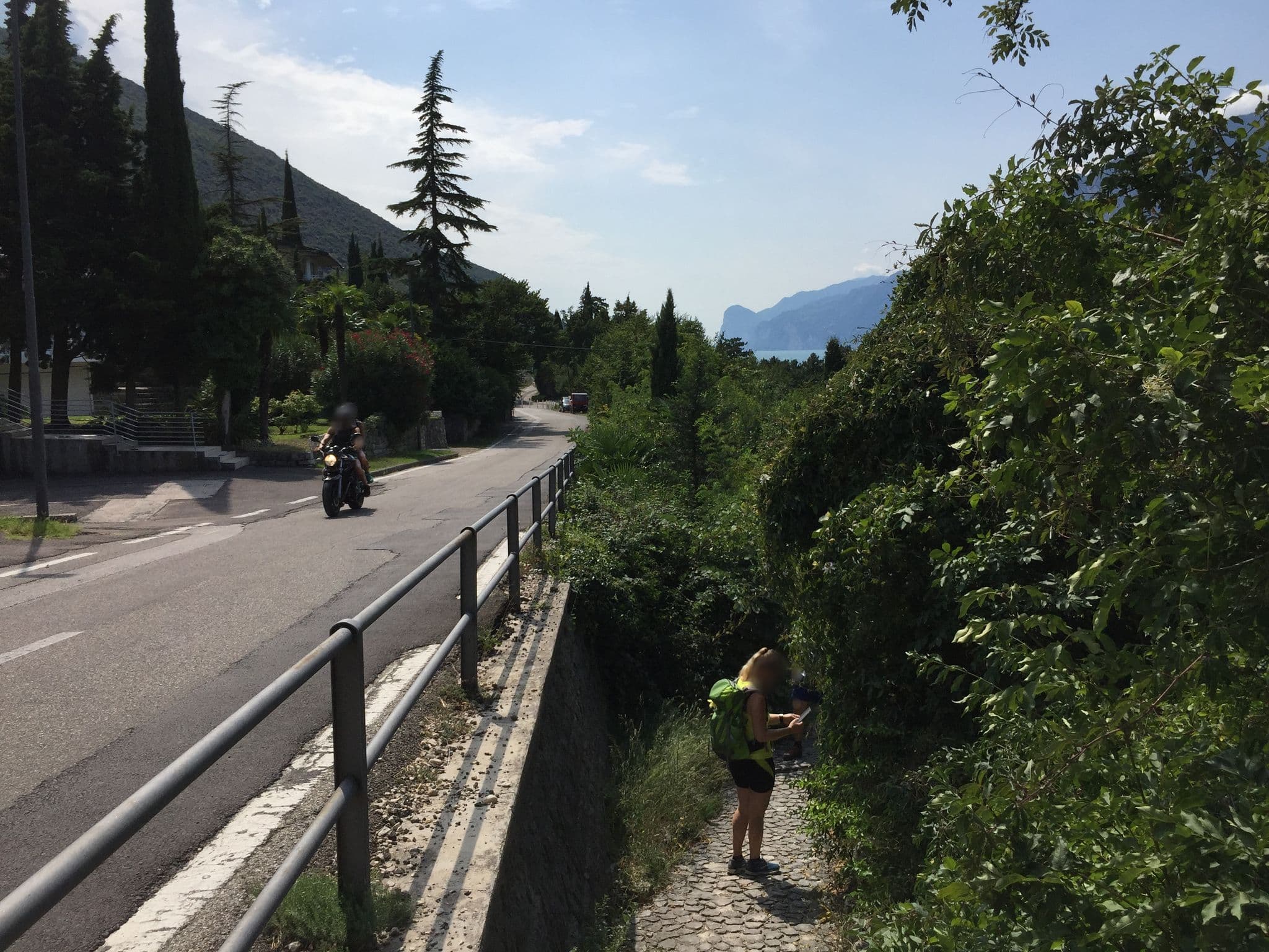 Street view near Belvedere sul Garda, Nago-Torbole — © rufus1295 (CC BY-SA · Mapillary)