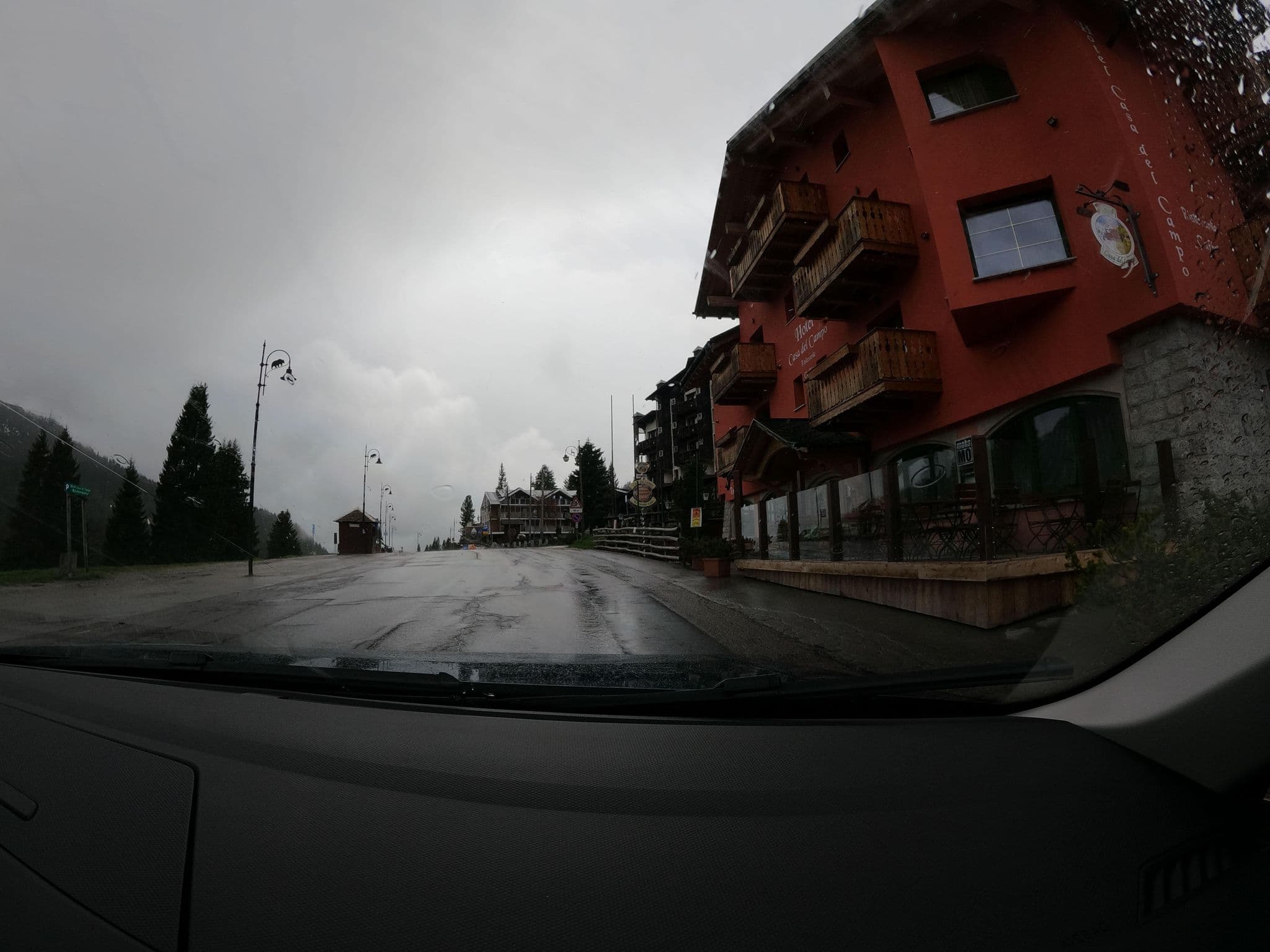 Street view near Hotel Casa del Campo, Dimaro — © borovac (CC BY-SA · Mapillary)
