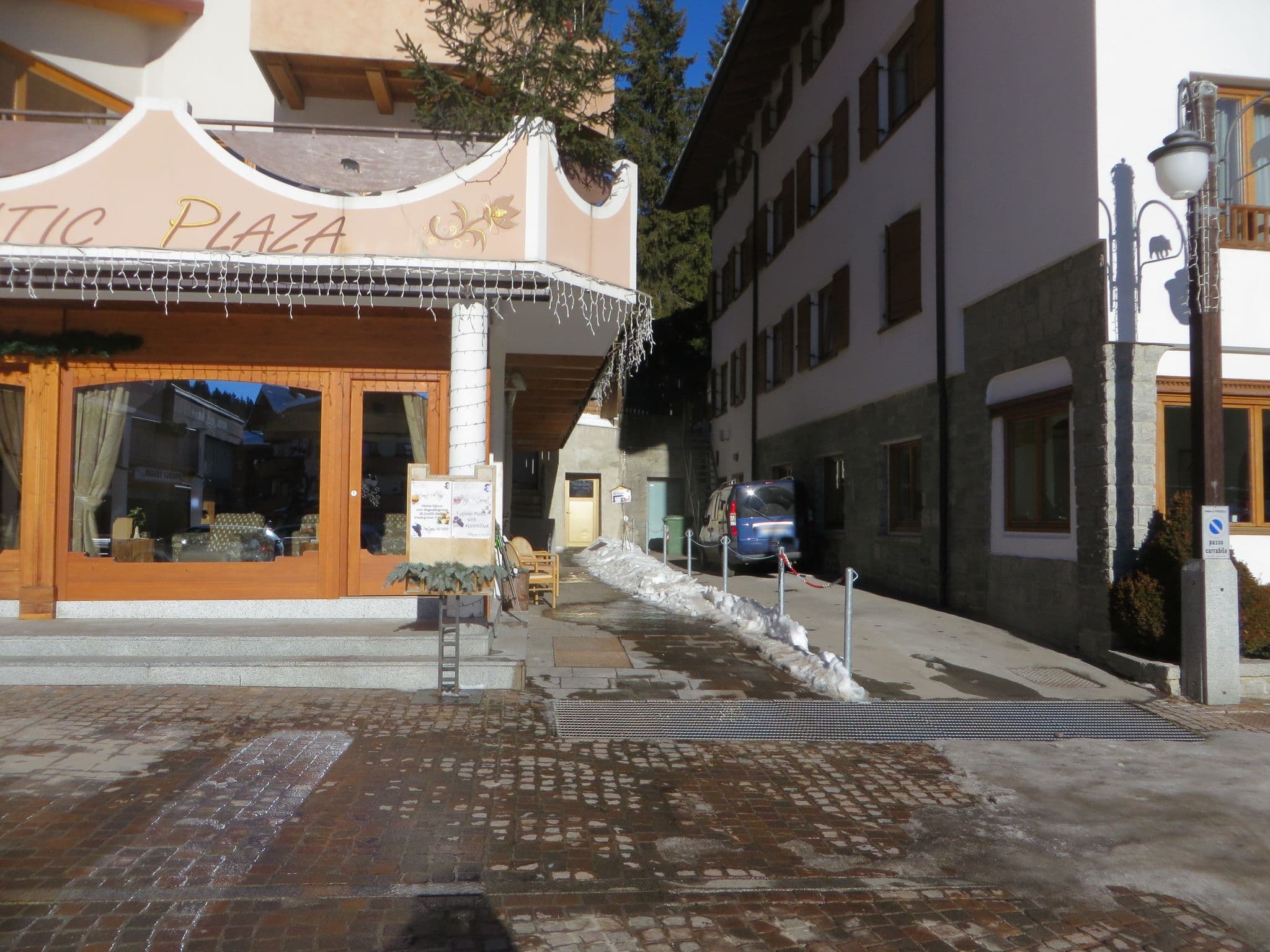 Street view near Ariston, Pinzolo