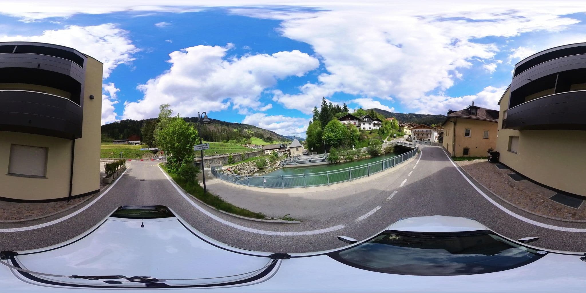 Street view near Hotel Löwe, San Candido — © osmplus_org (CC BY-SA · Mapillary)