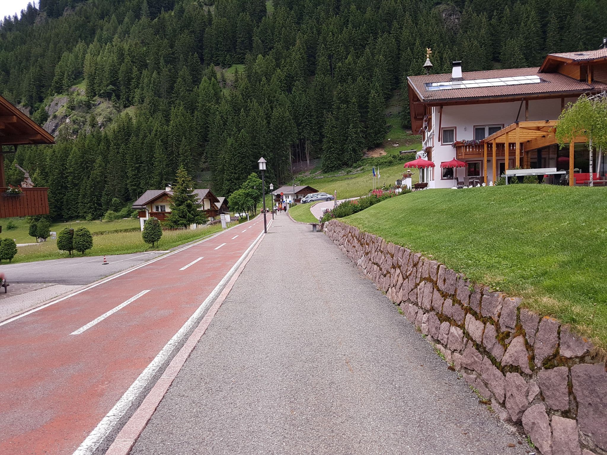 Street view near Garni Waltoy, Selva — © dsmm (CC BY-SA · Mapillary)