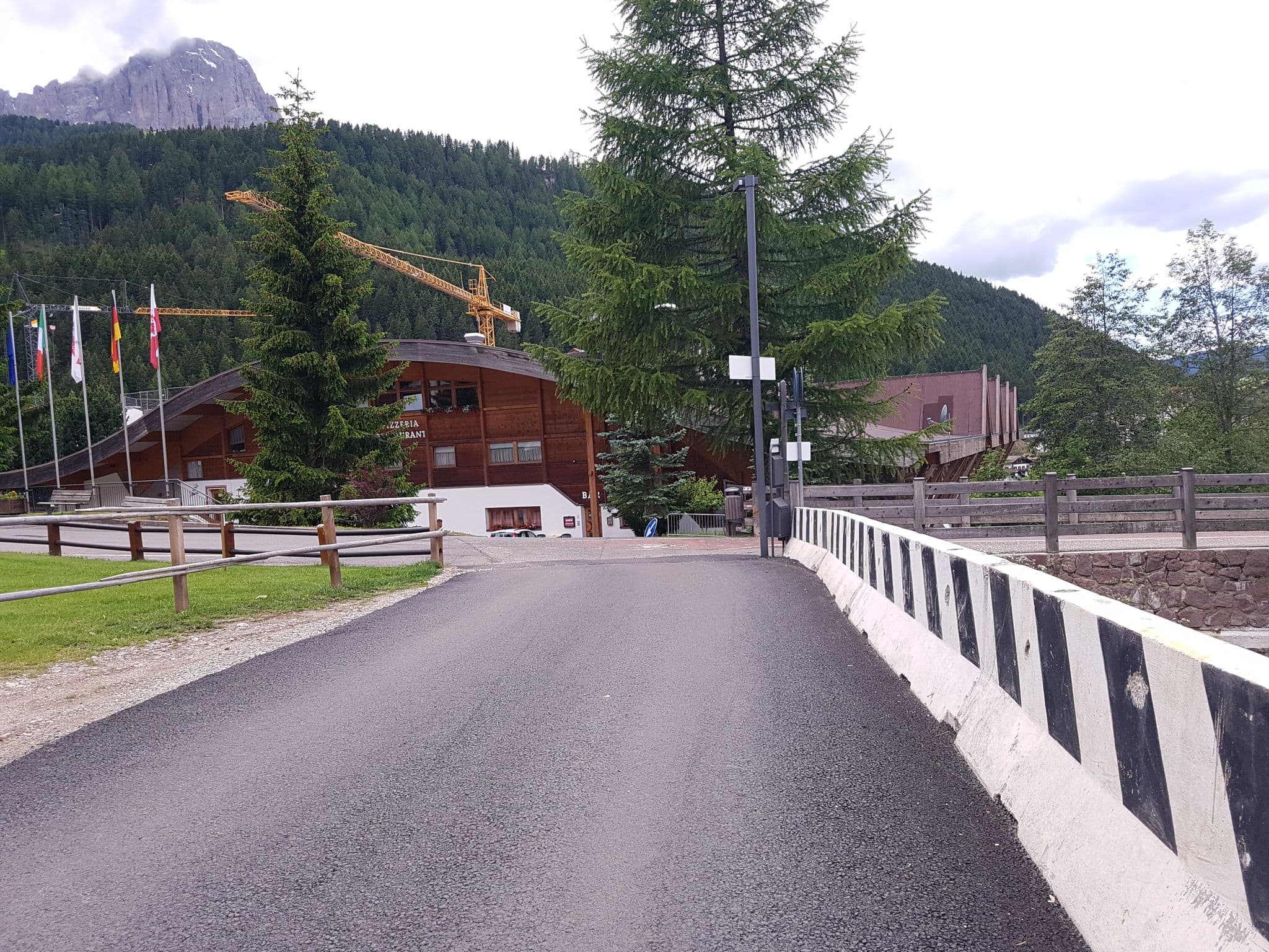 Street view near Villa Victoria, Selva