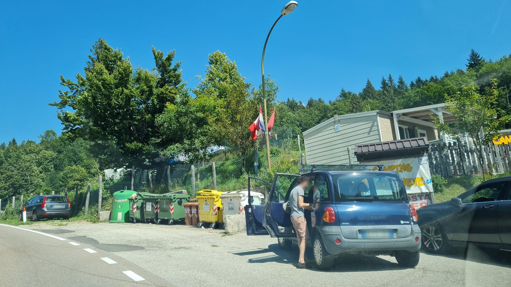 Street view near Neve e Sole, Folgaria — © laniuscollurio (CC BY-SA · Mapillary)