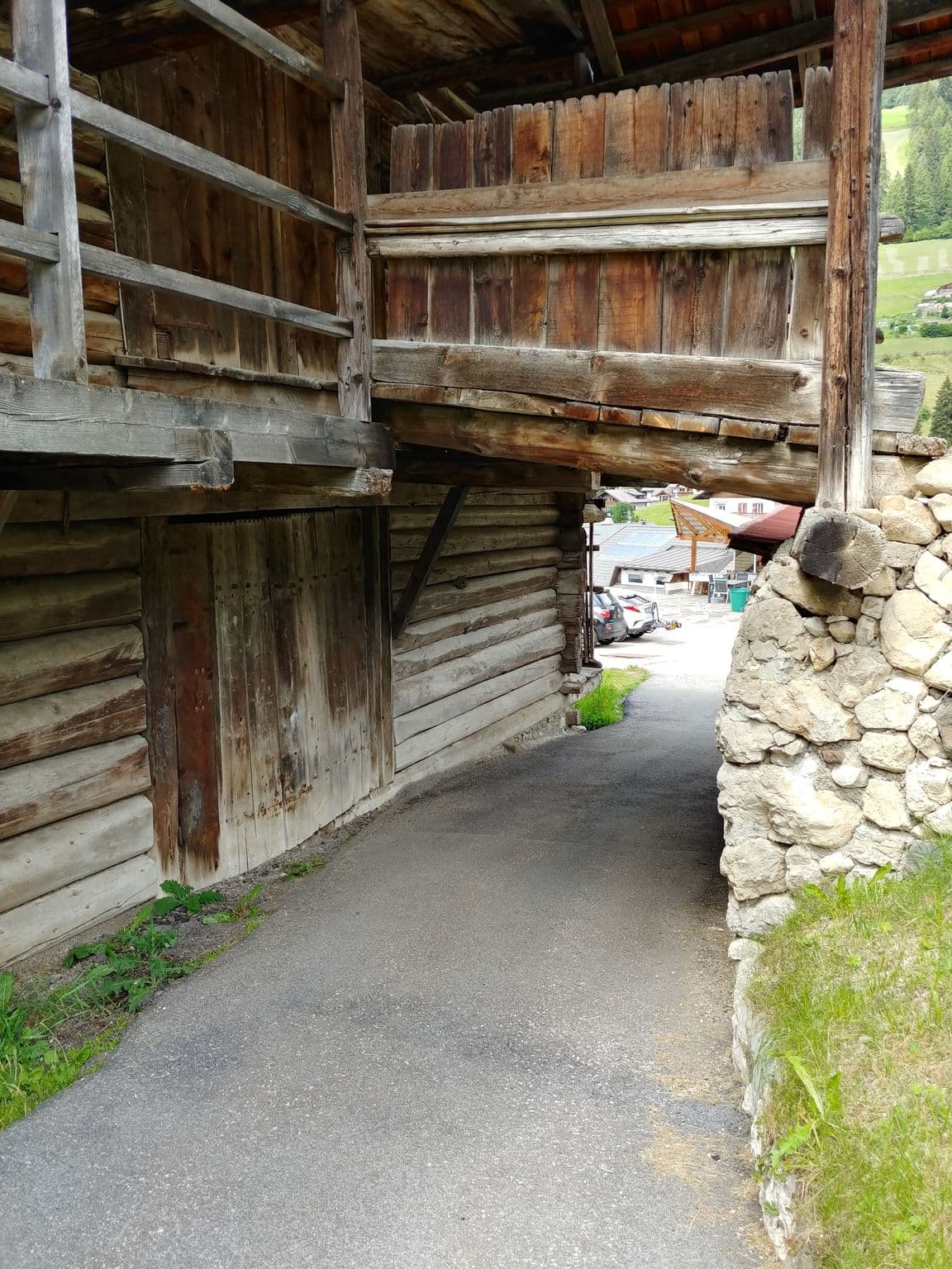 Street view near Konstanze, Santa Cristina Valgardena — © highlander (CC BY-SA · Mapillary)