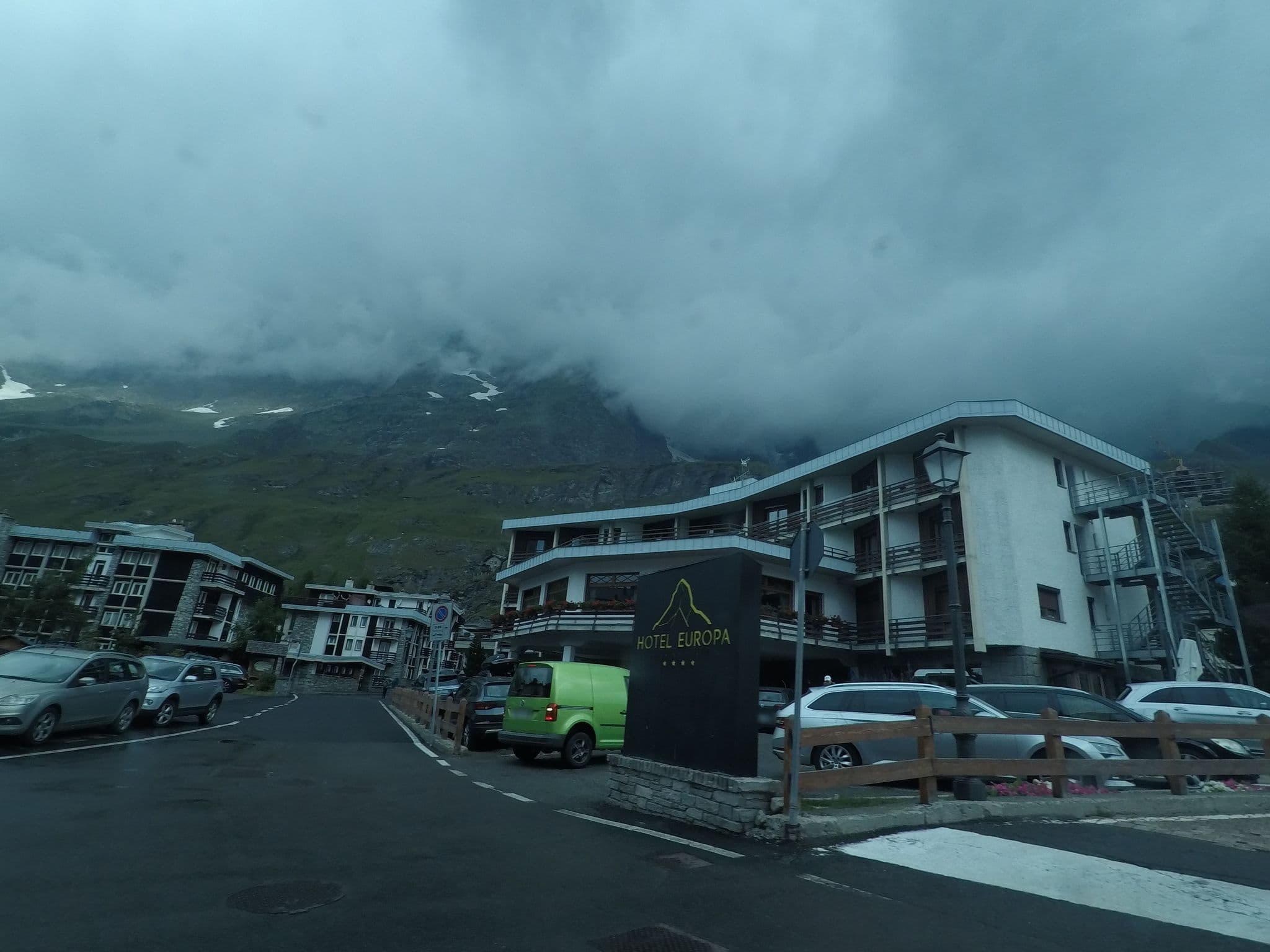 Street view near Hotel Europa, Valtournenche — © bcostacurta (CC BY-SA · Mapillary)