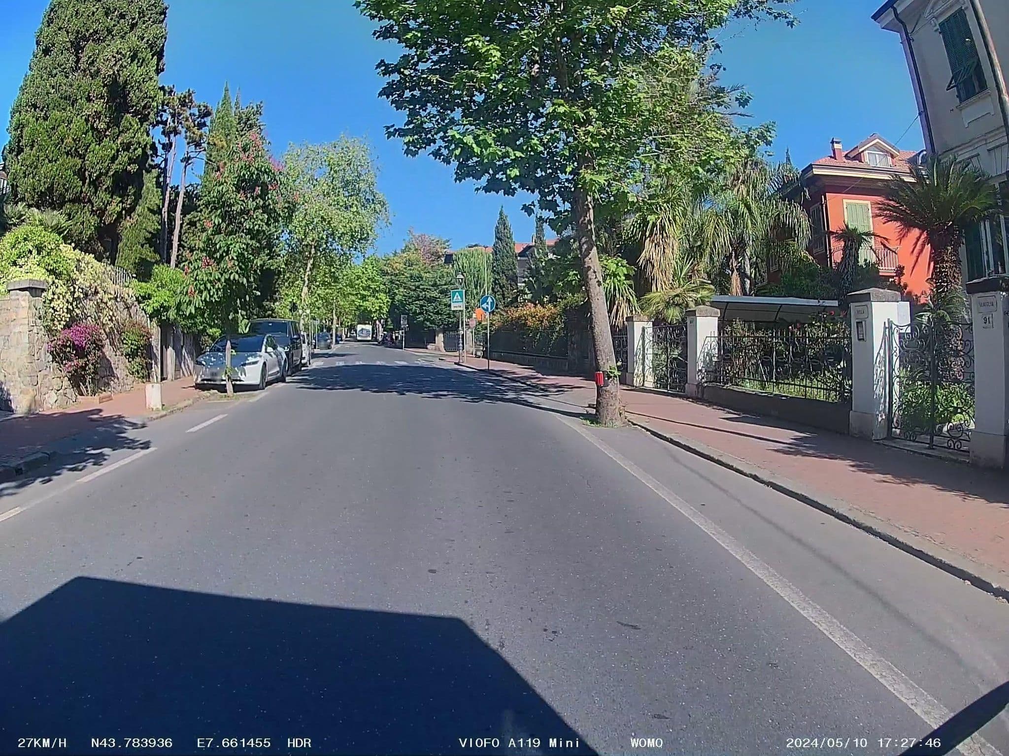 Street view near Villa Elisa, Bordighera — © soulcover (CC BY-SA · Mapillary)