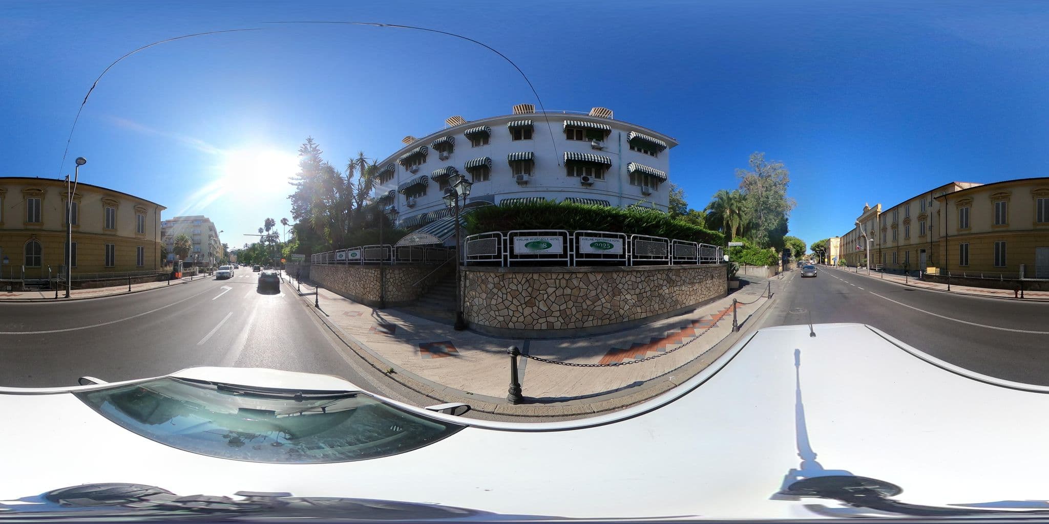 Street view near Eveline Portosole Hotel, Sanremo — © LucianoC63 (CC BY-SA · Mapillary)