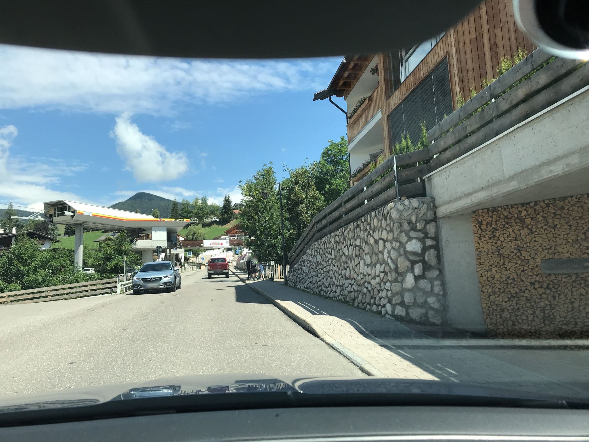 Street view near Liondes Chalets, La Valle - Wengen
