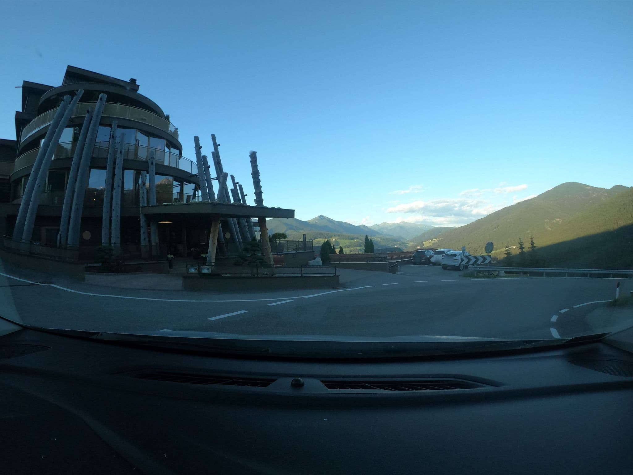 Street view near Hubertus, Valdaora di Mezzo — © vst (CC BY-SA · Mapillary)