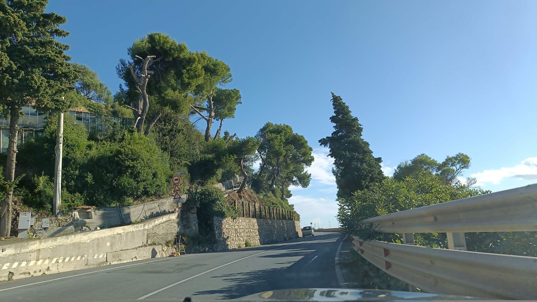 Street view near Agriturismo Collarina, San Lorenzo al Mare — © namuit (CC BY-SA · Mapillary)
