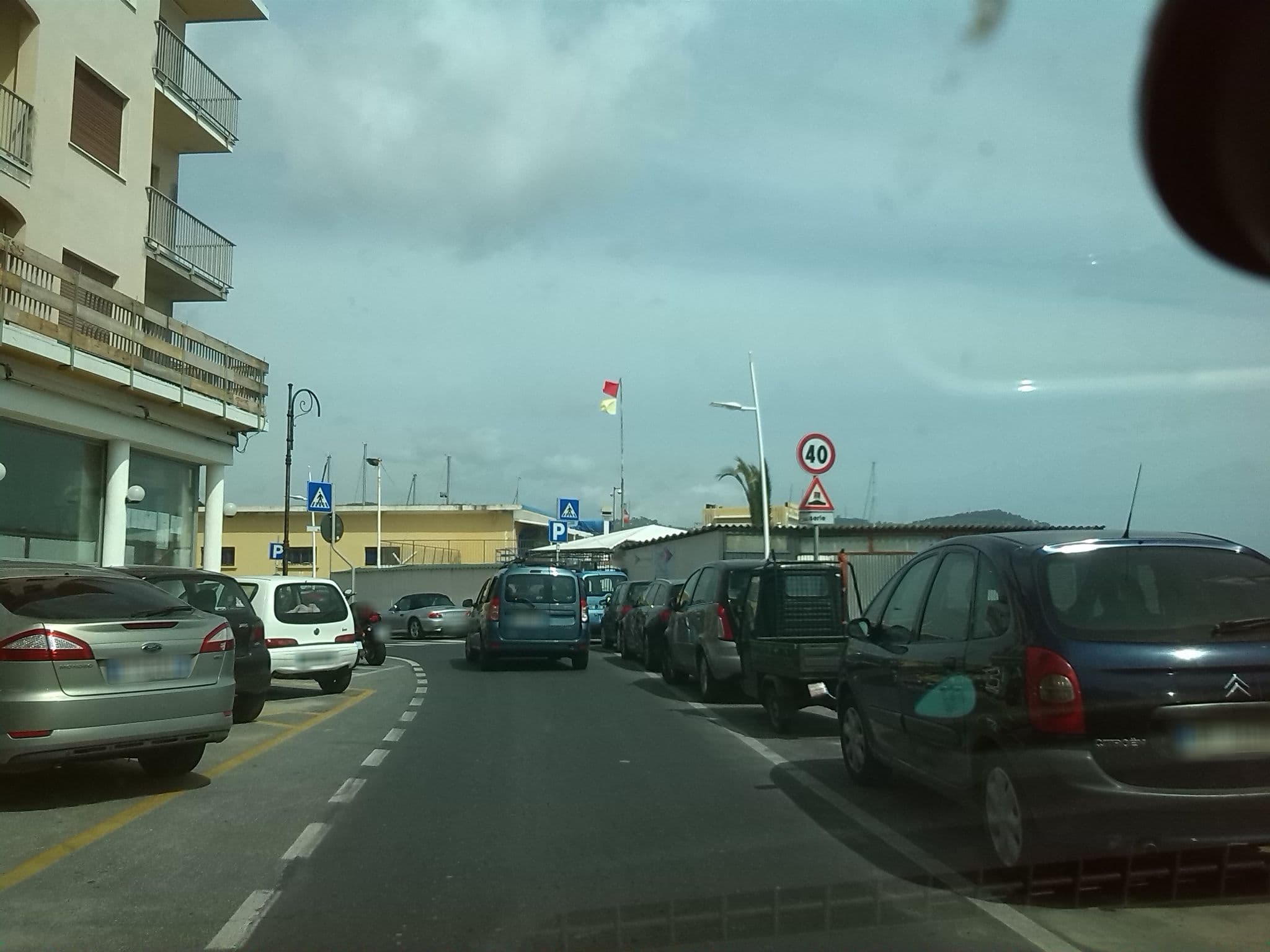 Street view near Hotel Croce di Malta, Imperia — © cascafico (CC BY-SA · Mapillary)