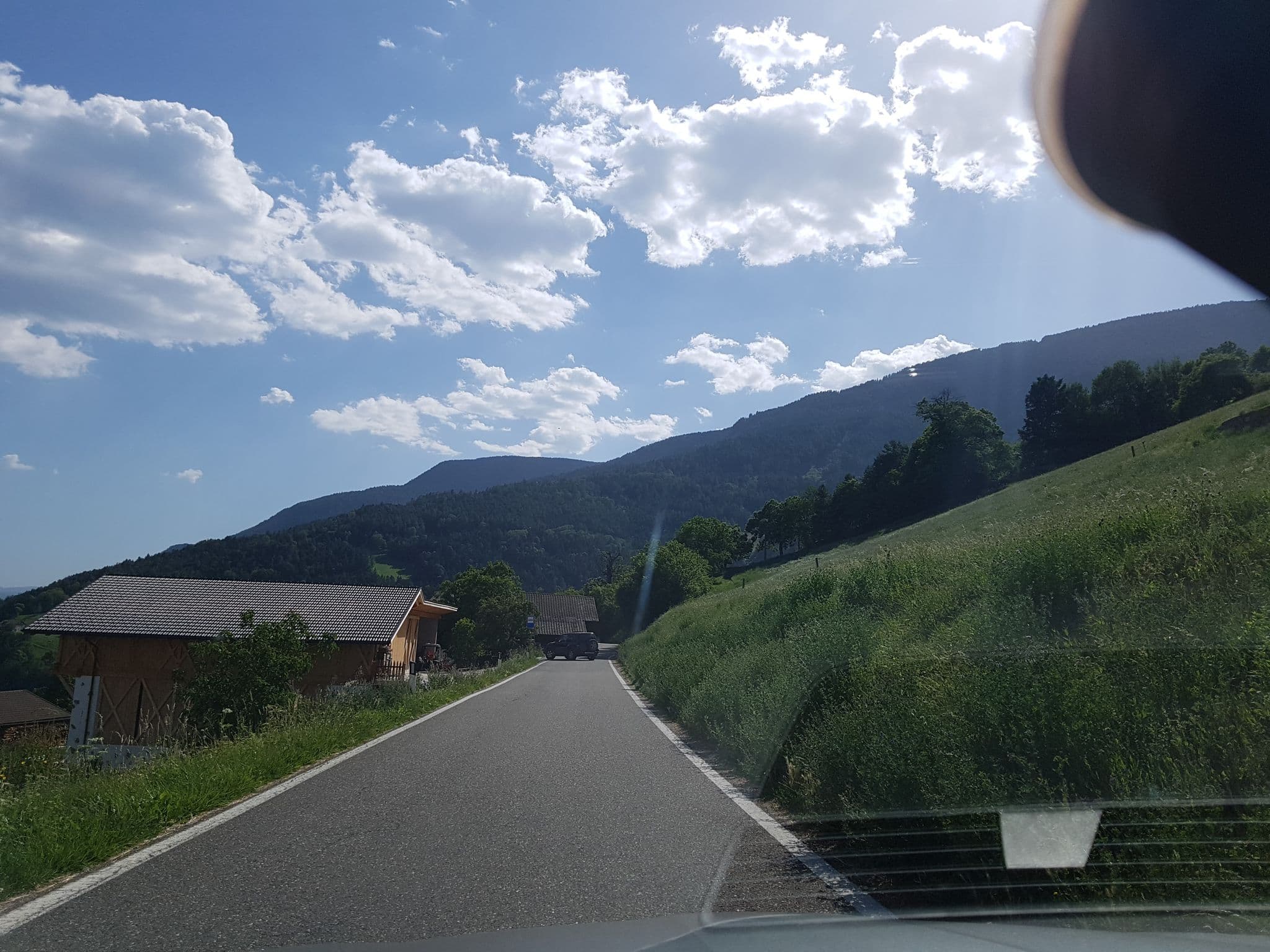 Street view near Huberhof, Villandro - Villanders — © dsmm (CC BY-SA · Mapillary)
