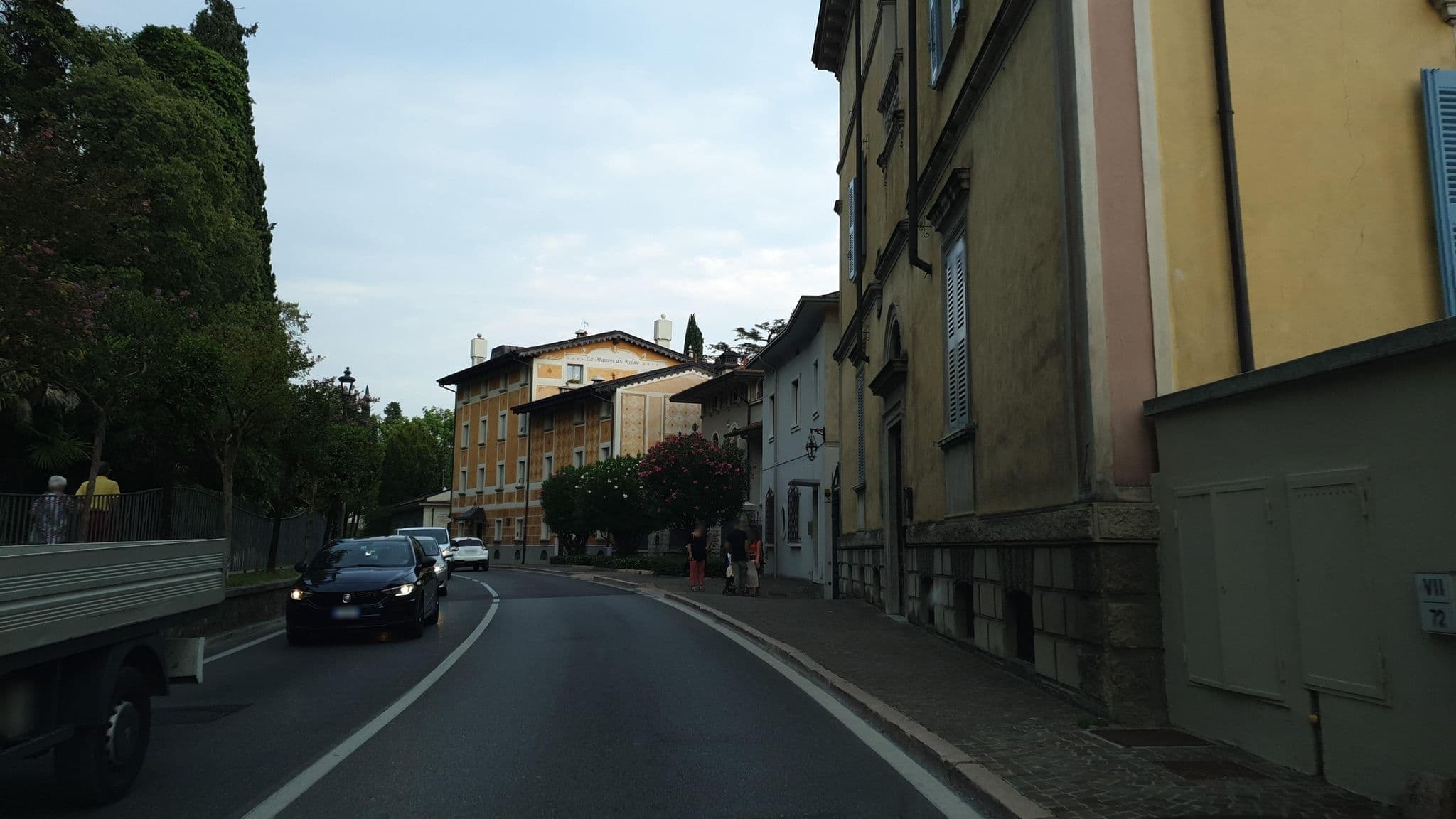 Street view near Villa Acquarone, Gardone Riviera — © jopparn (CC BY-SA · Mapillary)