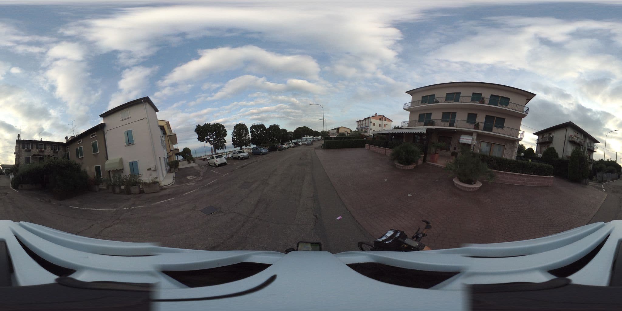 Street view near Fornaci, Peschiera del Garda — © giubar (CC BY-SA · Mapillary)