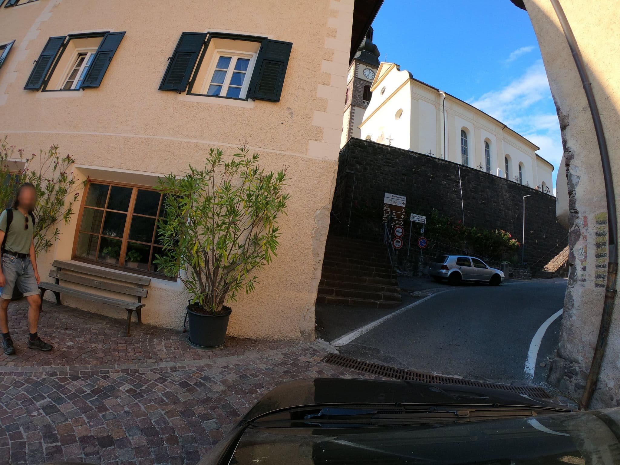 Street view near Hotel Kabis, Funes - Villnoess — © asturksever (CC BY-SA · Mapillary)