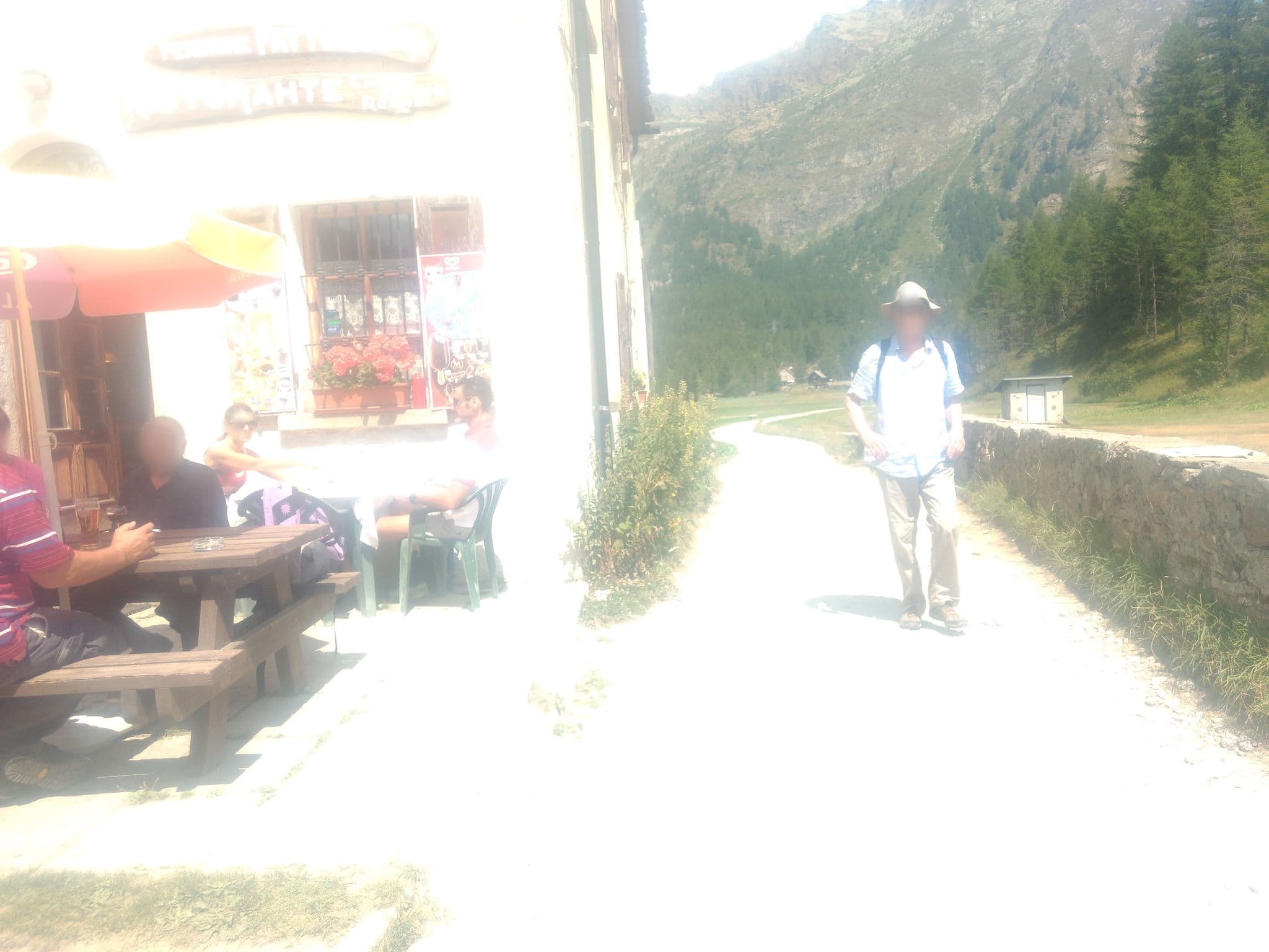Street view near Bar pensione Fattorini, Varzo — © mapeadora (CC BY-SA · Mapillary)