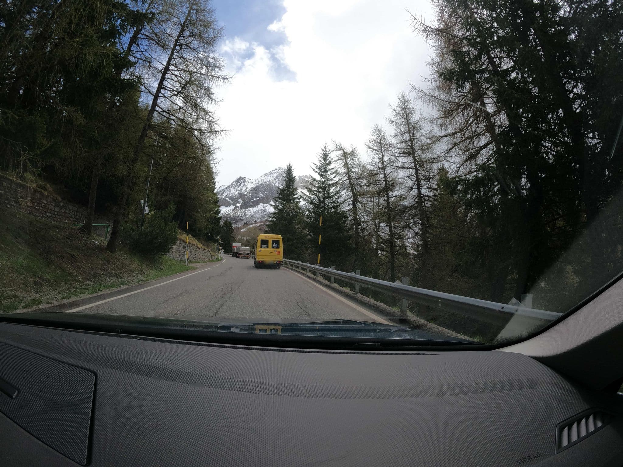 Street view near Casa Santa Maria al Tonale, Ponte di Legno — © borovac (CC BY-SA · Mapillary)