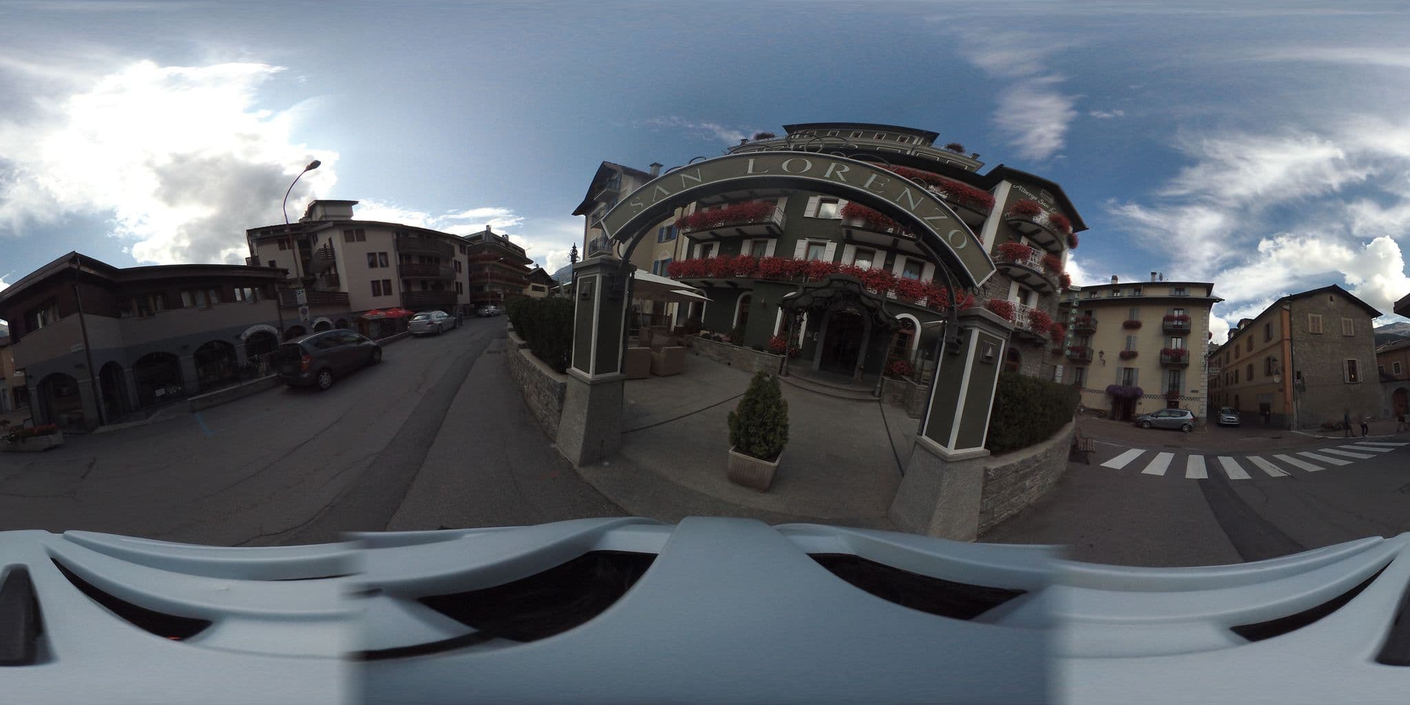 Street view near San Lorenzo, Bormio — © giubar (CC BY-SA · Mapillary)