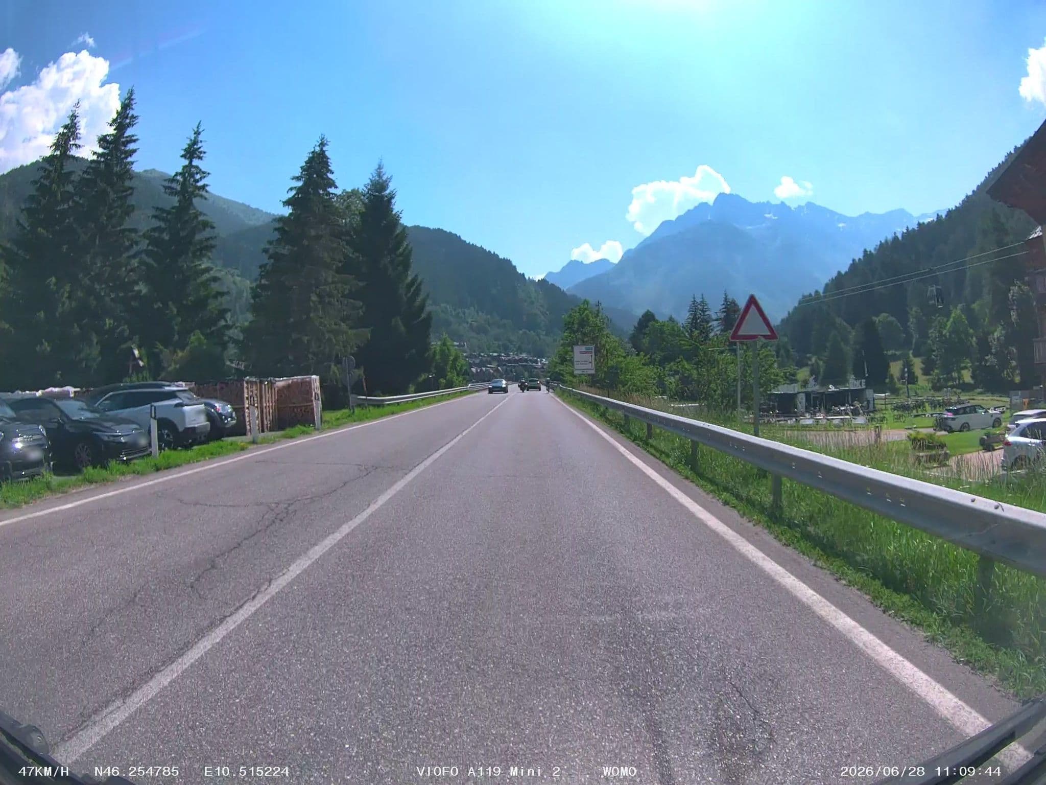 Street view near Hotel Garnì Pegrà, Ponte di Legno — © soulcover (CC BY-SA · Mapillary)
