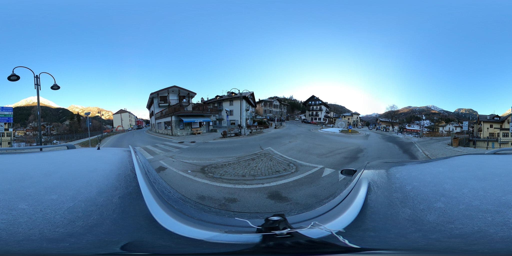 Street view near La Ginestra, Sauze d'Oulx — © canfe (CC BY-SA · Mapillary)