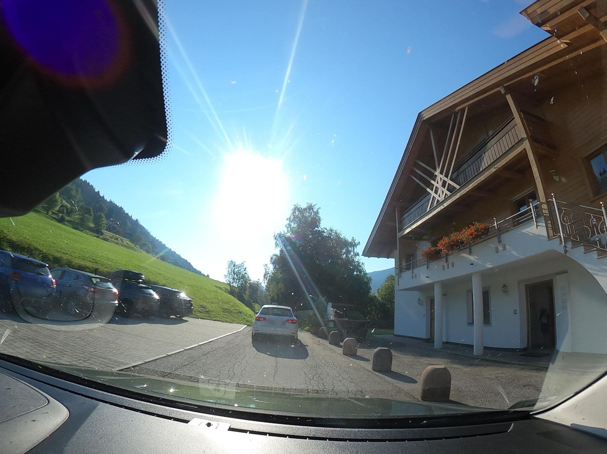 Street view near Residence Iris, Valdaora di Mezzo — © vst (CC BY-SA · Mapillary)