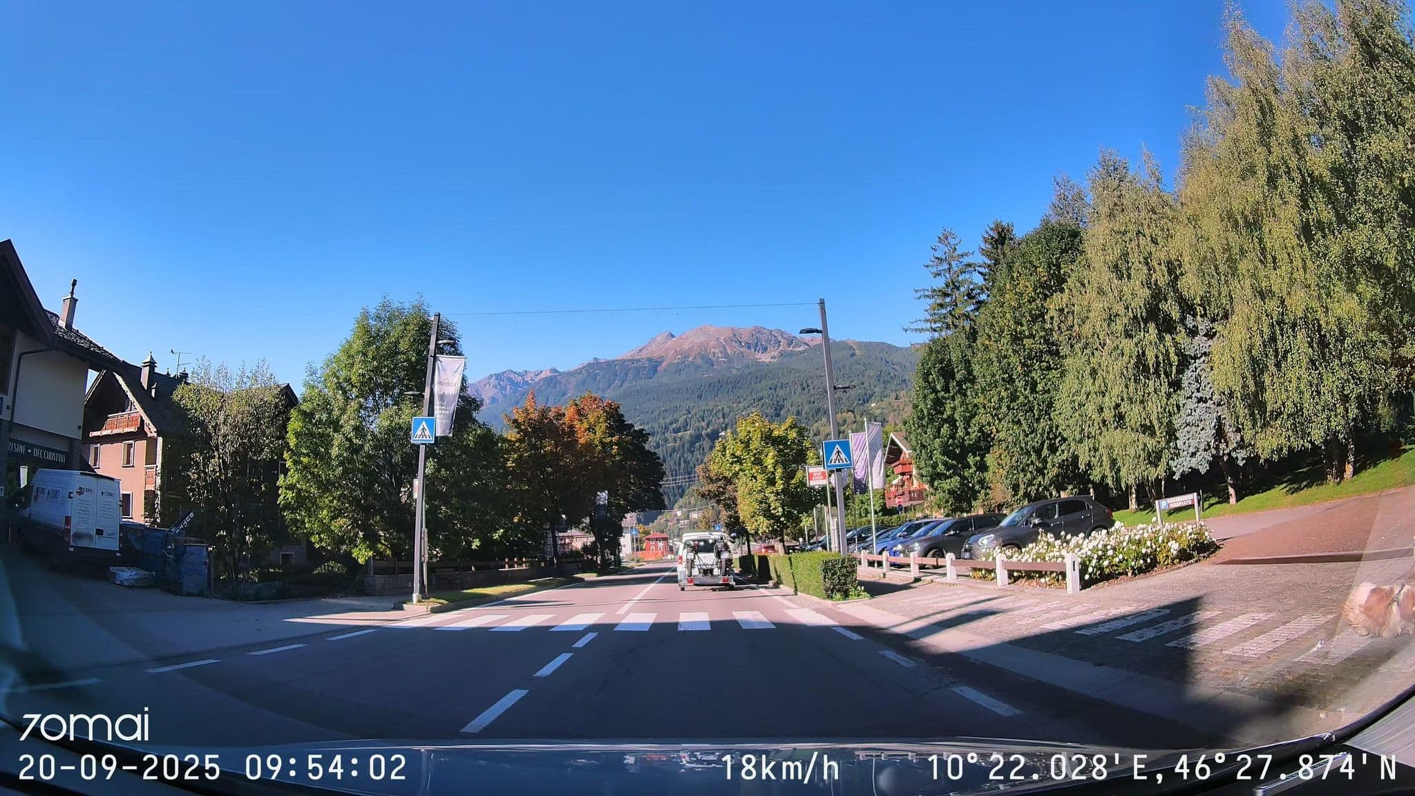 Street view near Baita Clementi, Bormio — © doriel (CC BY-SA · Mapillary)