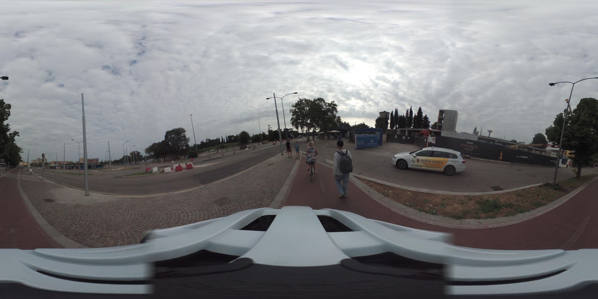 Street view near Moxy, Verona — © giubar (CC BY-SA · Mapillary)