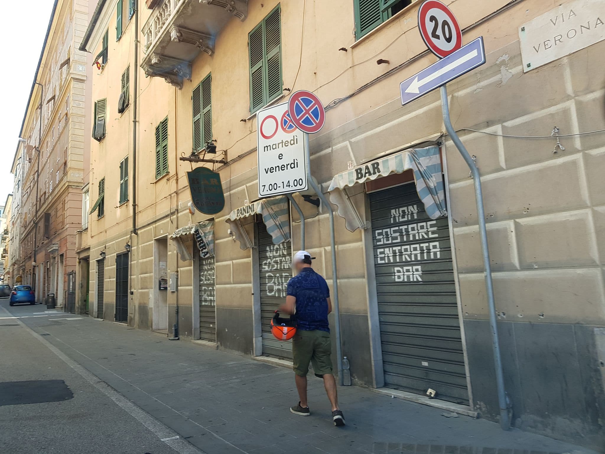 Street view near Bar Hotel Serafino, Genoa