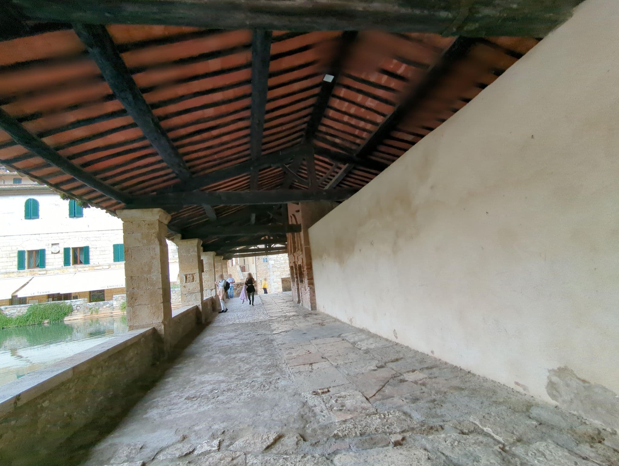 Street view near Albergo le Terme, San Quirico d'Orcia — © ente (CC BY-SA · Mapillary)