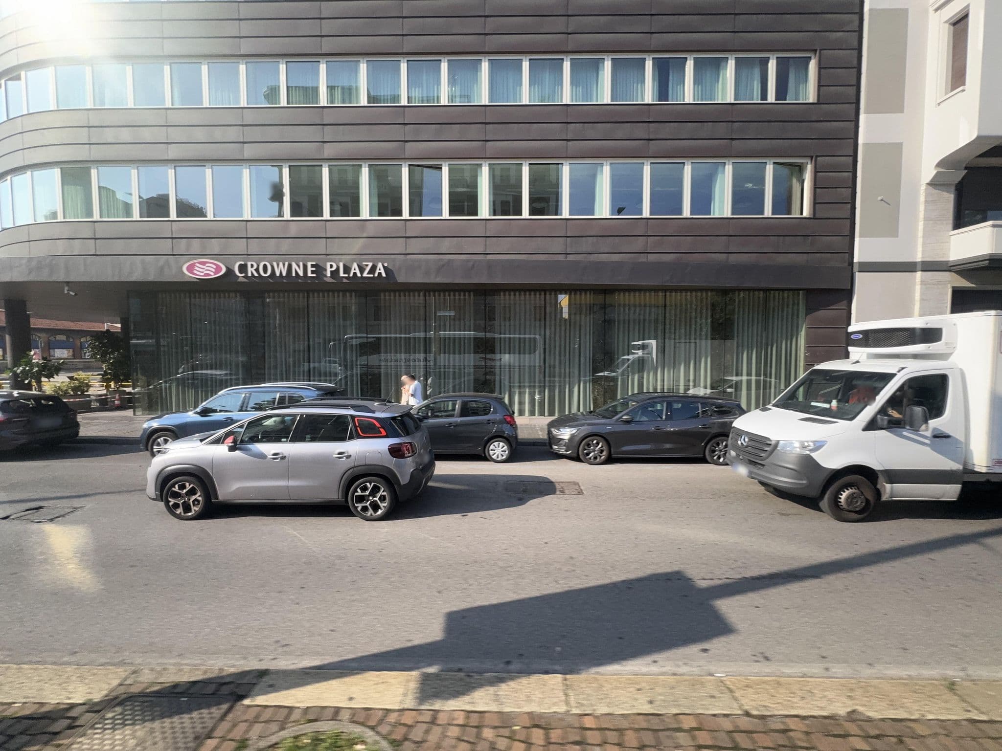 Street view near Crowne Plaza Milan City, Chinatown — © mapconcierge (CC BY-SA · Mapillary)