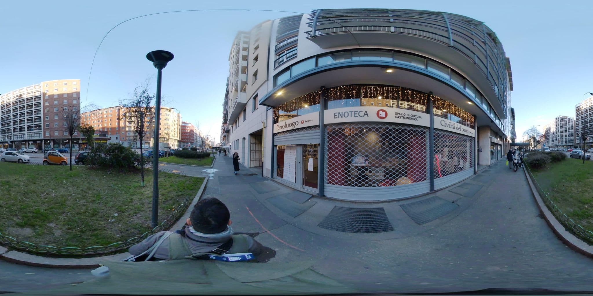 Street view near Doria Grand Hotel, Brera — © mapconcierge (CC BY-SA · Mapillary)