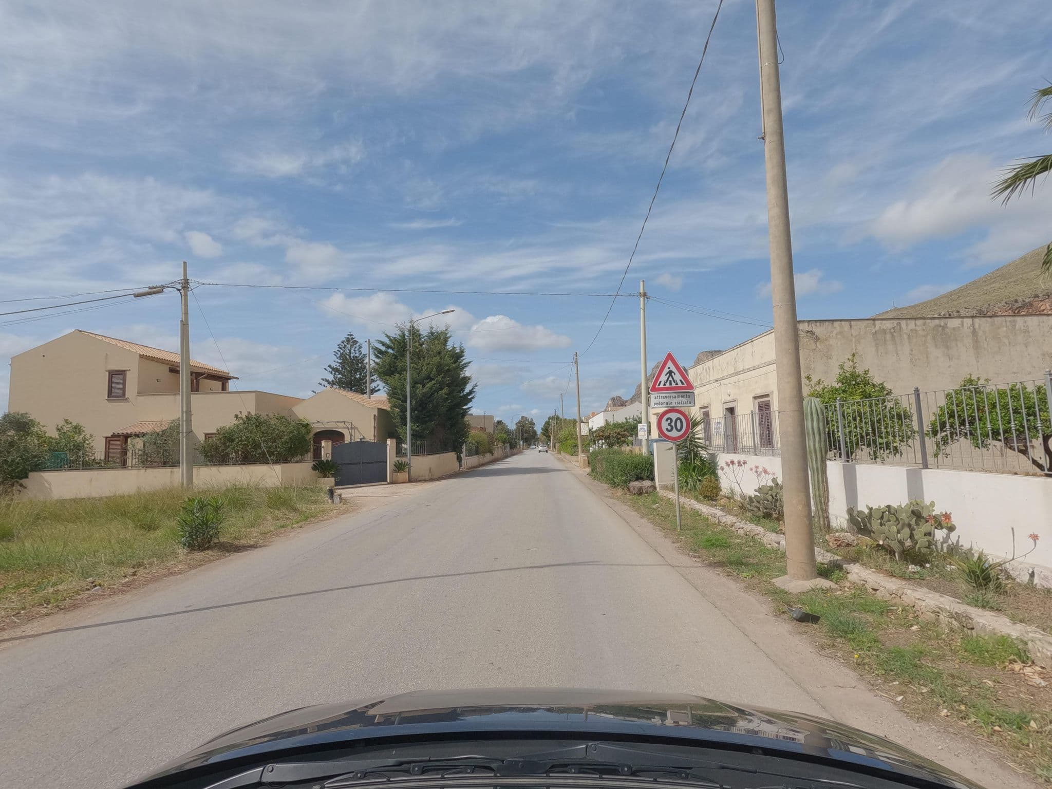 Street view near Bed & Breakfast Maria Paola, Castelluzzo — © ESTmapper1001 (CC BY-SA · Mapillary)