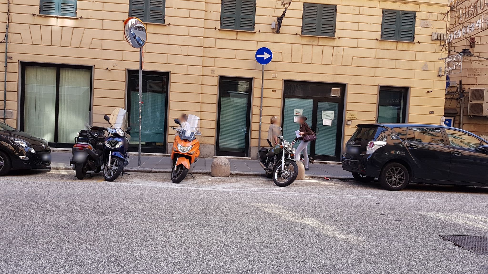 Street view near Lausanne, Genoa
