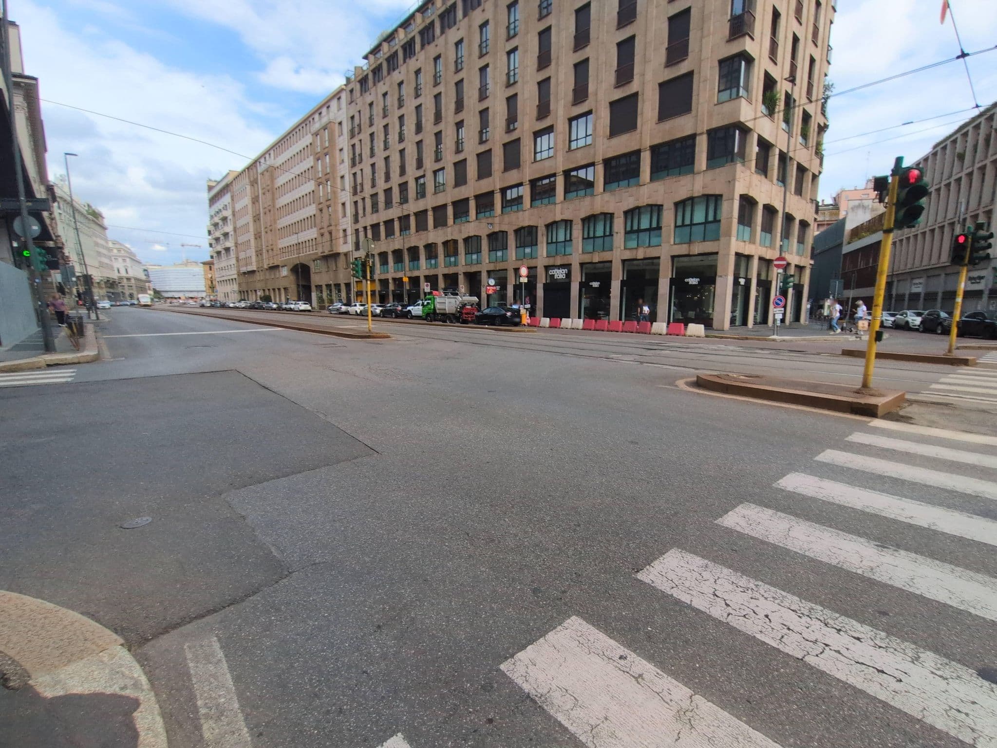 Street view near Hotel Brunelleschi, Milan