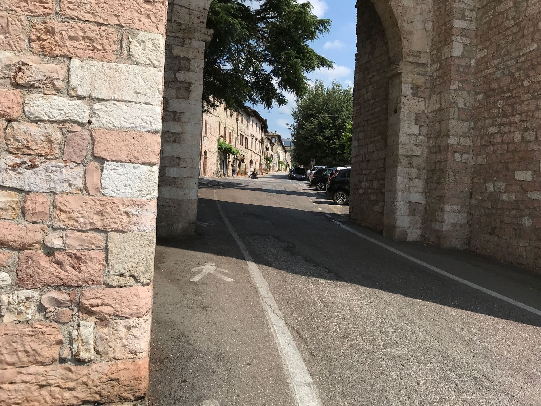 Street view near Rina, Assisi — © arcanma (CC BY-SA · Mapillary)