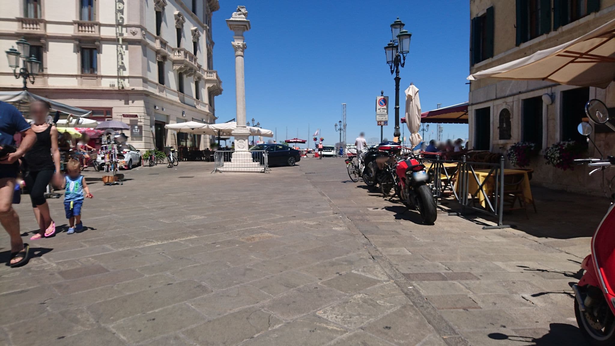 Street view near Hotel Grande Italia, Chioggia — © voschix (CC BY-SA · Mapillary)