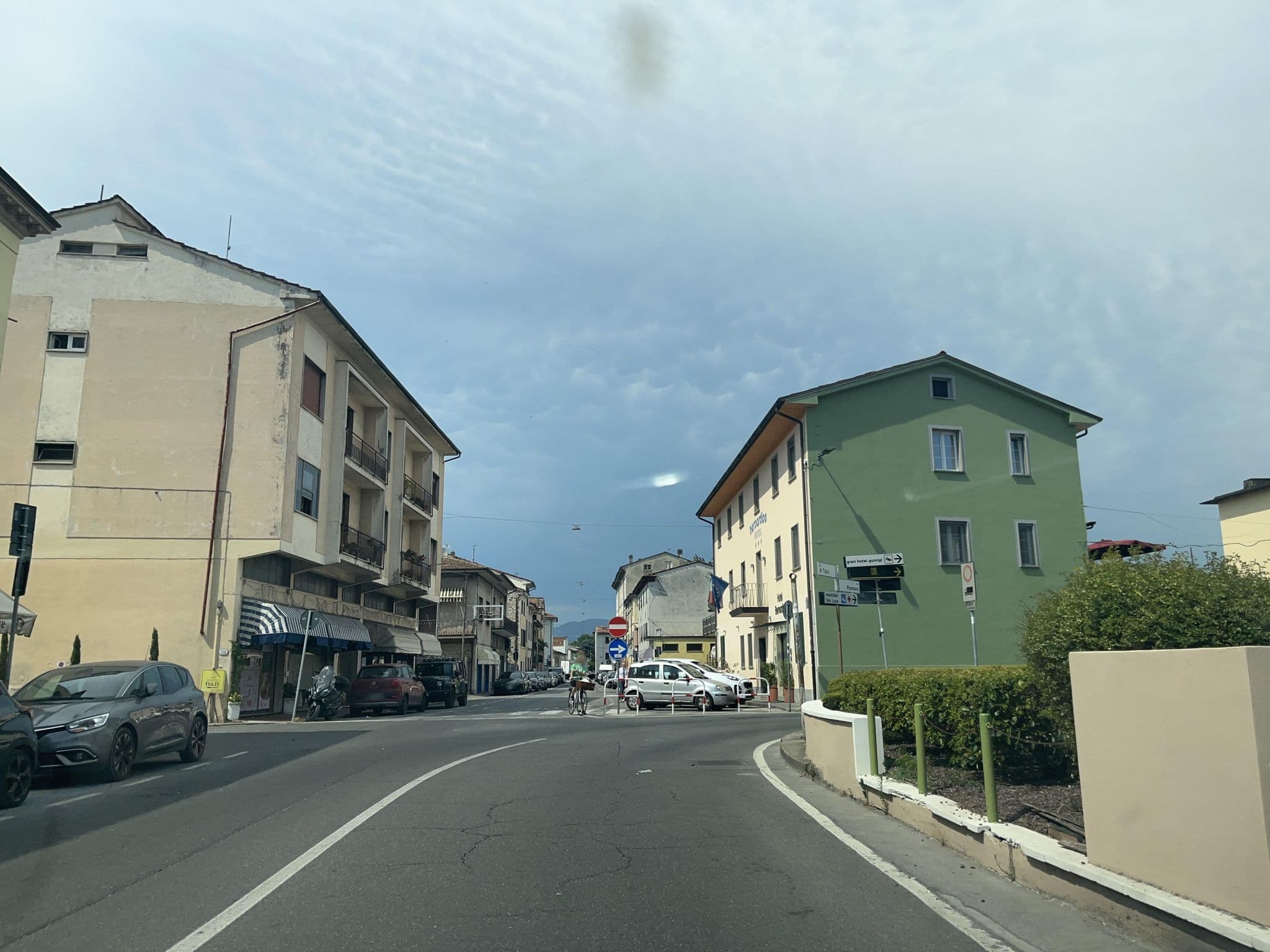 Street view near Ai Cipressi, Lucca — © fod (CC BY-SA · Mapillary)
